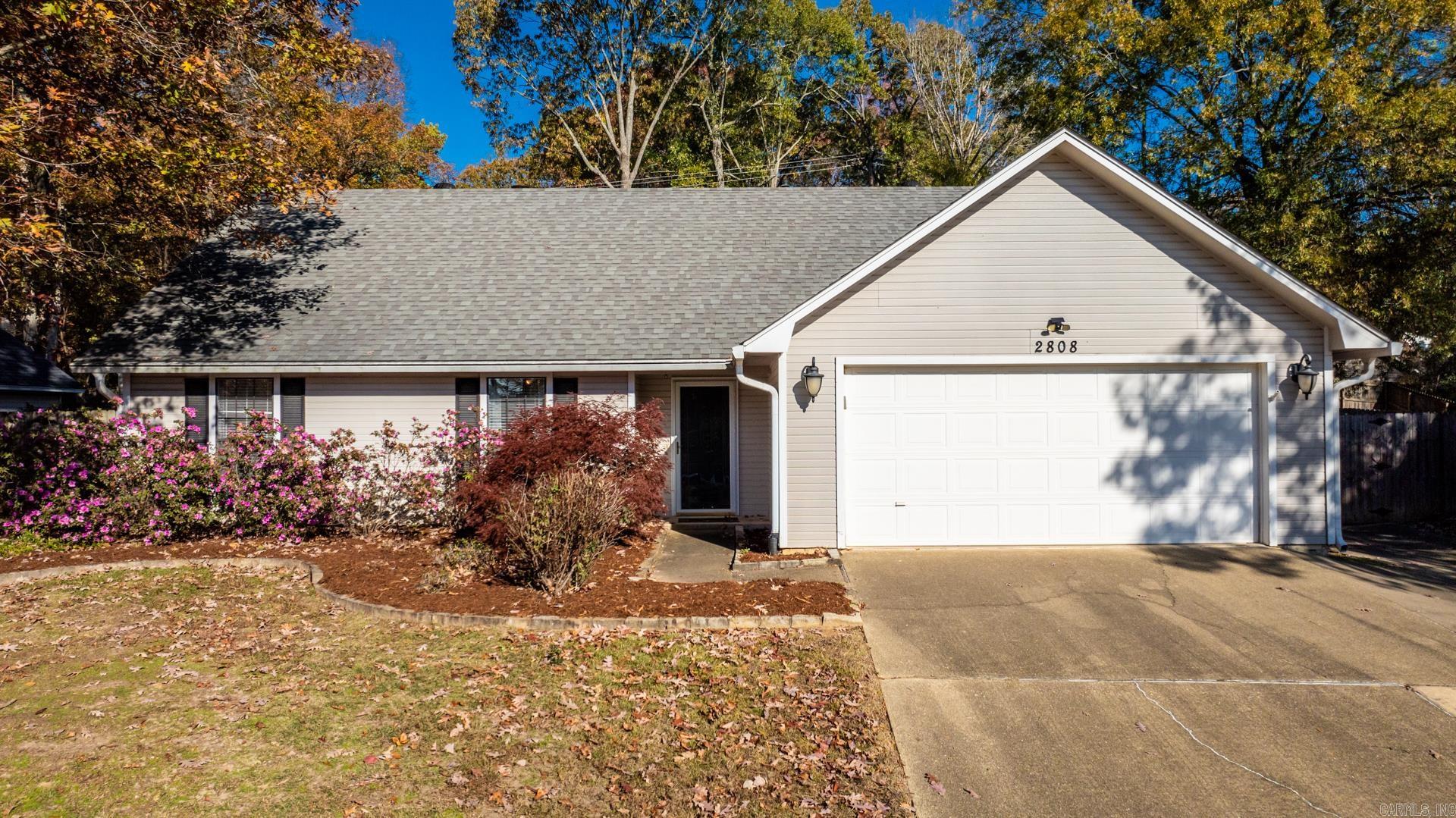 ROLLING BROOK - Residential