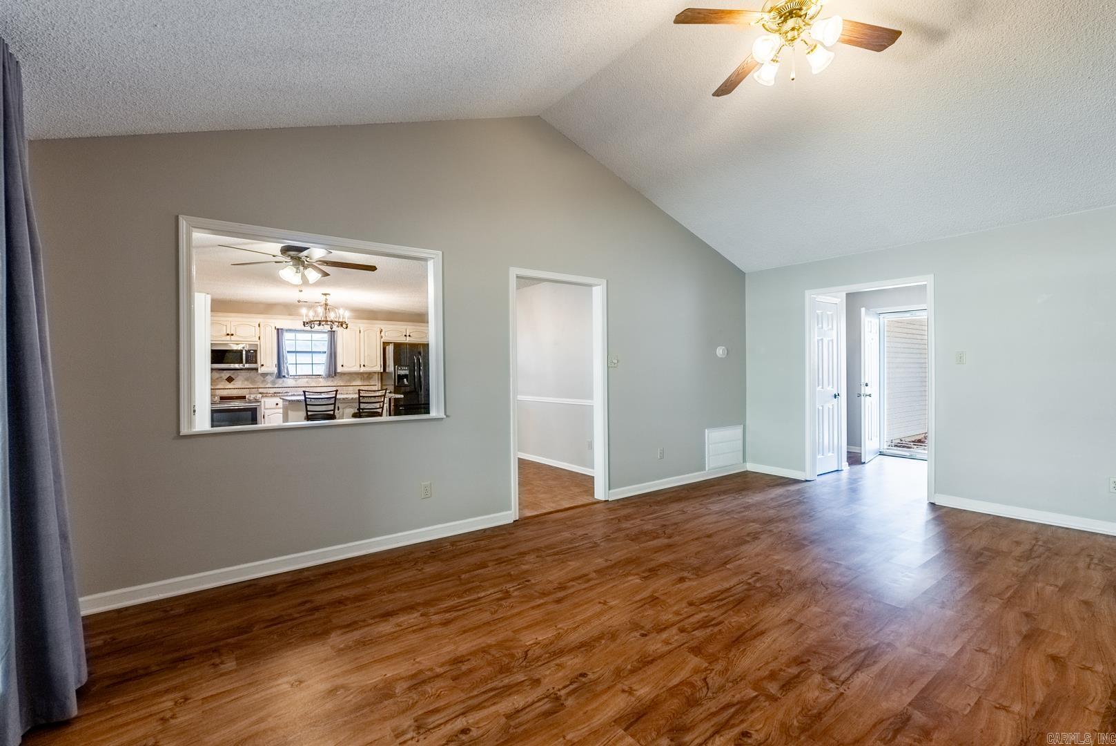 ROLLING BROOK - Residential