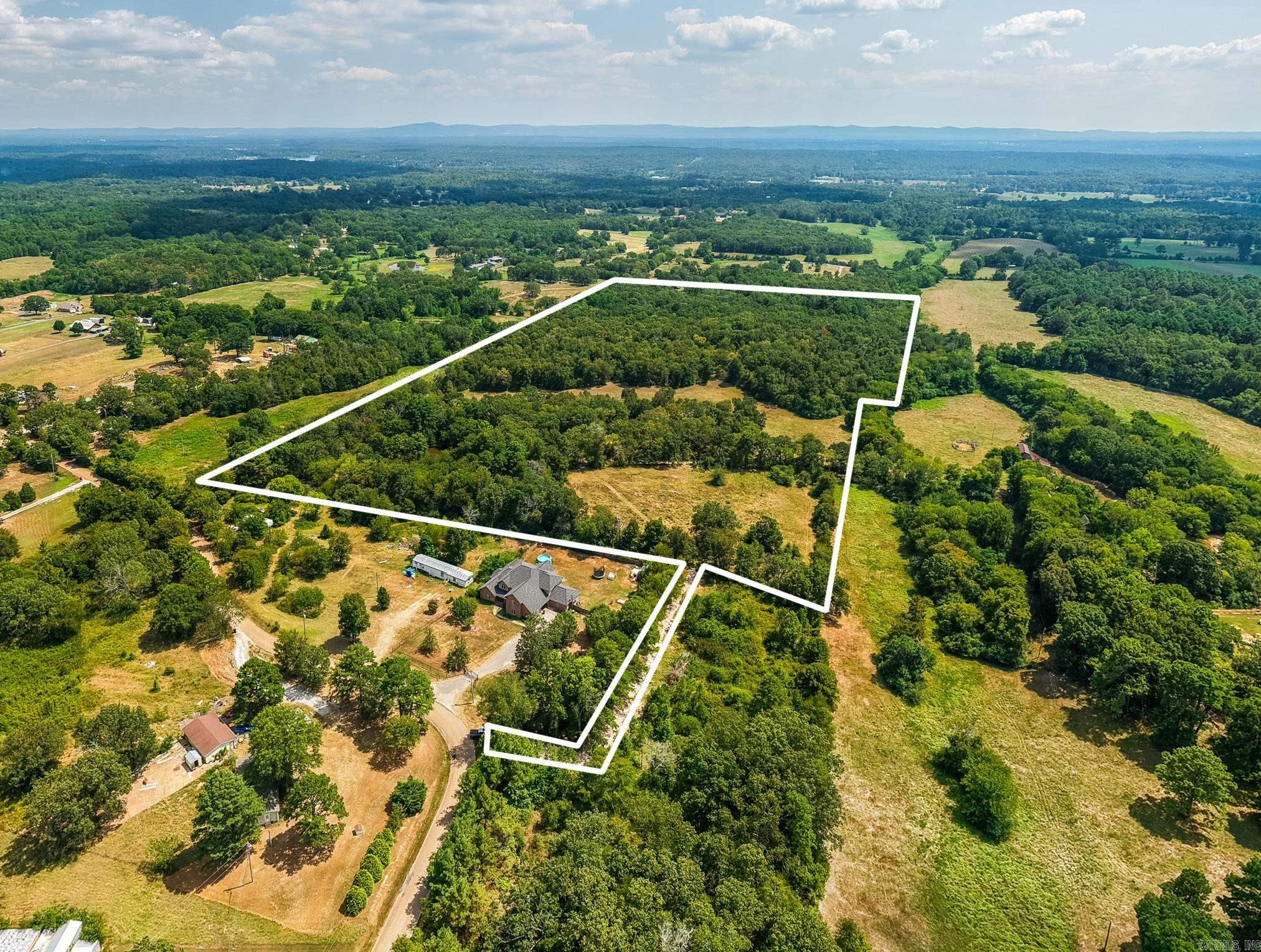 Metes & Bounds - Land