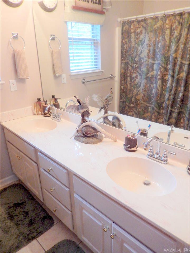 OAK FOREST - Residential