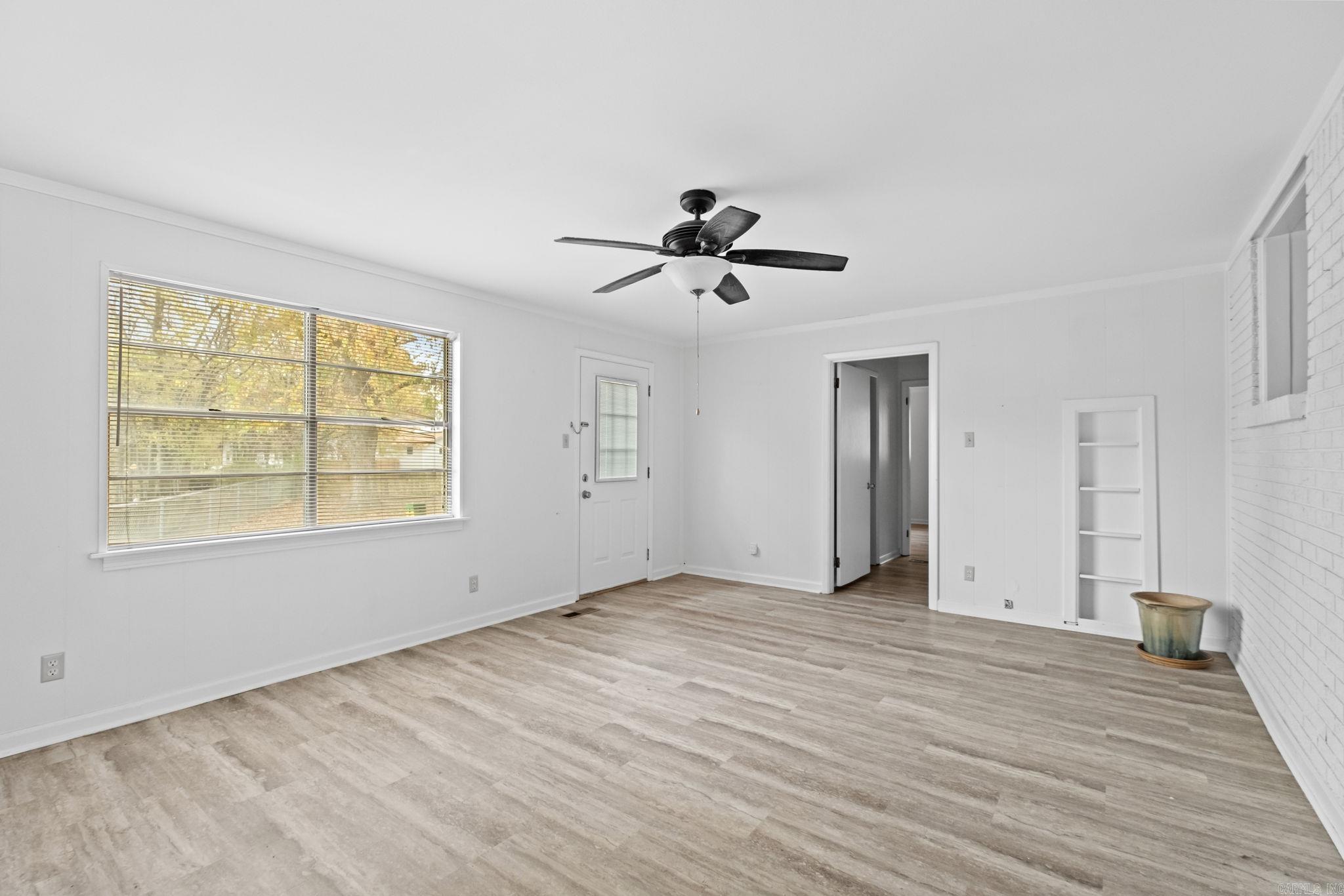 Farmeres 3rd - Residential