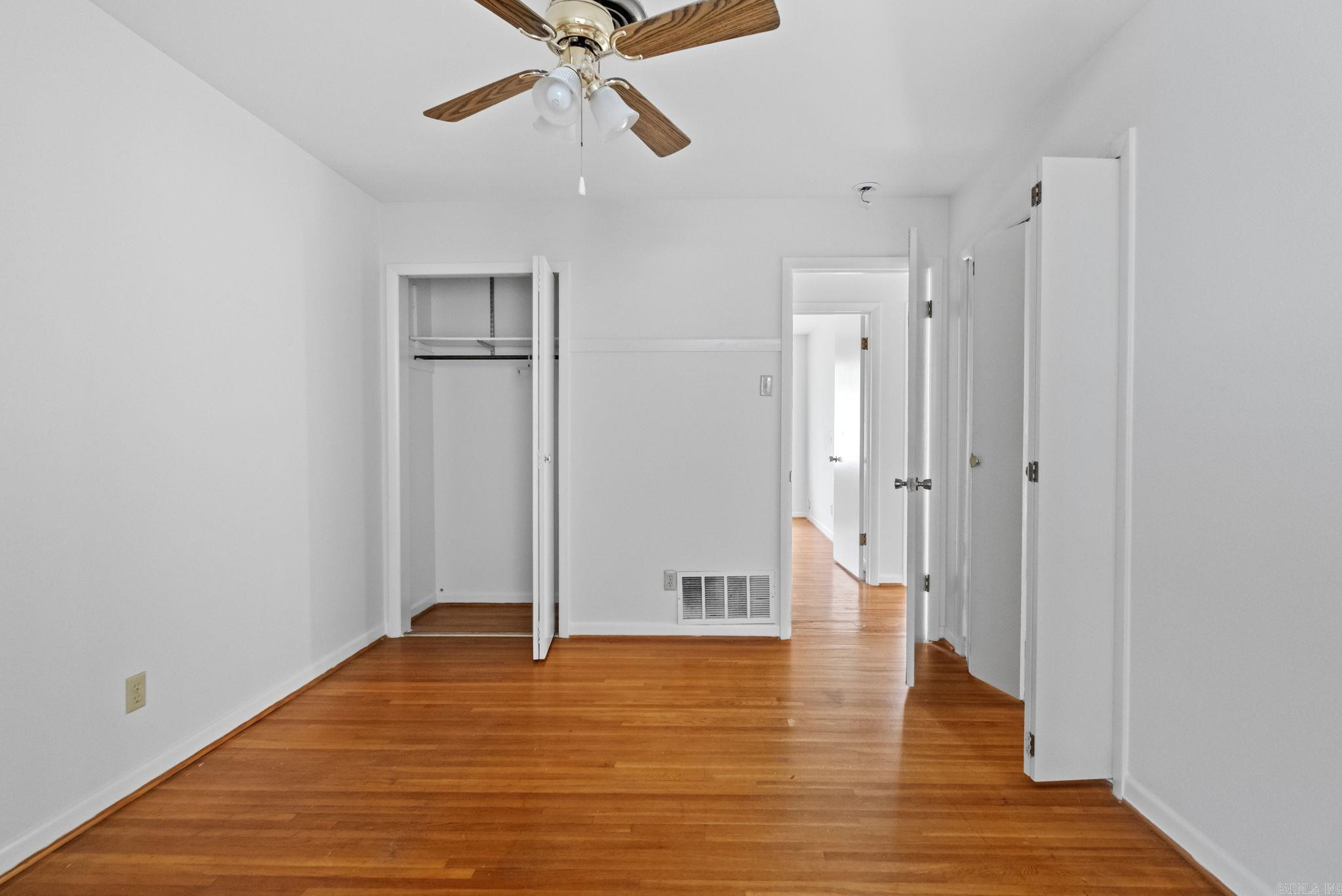 Farmeres 3rd - Residential