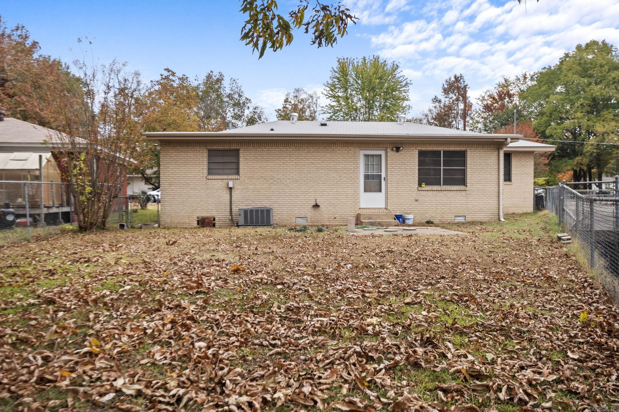 Farmeres 3rd - Residential