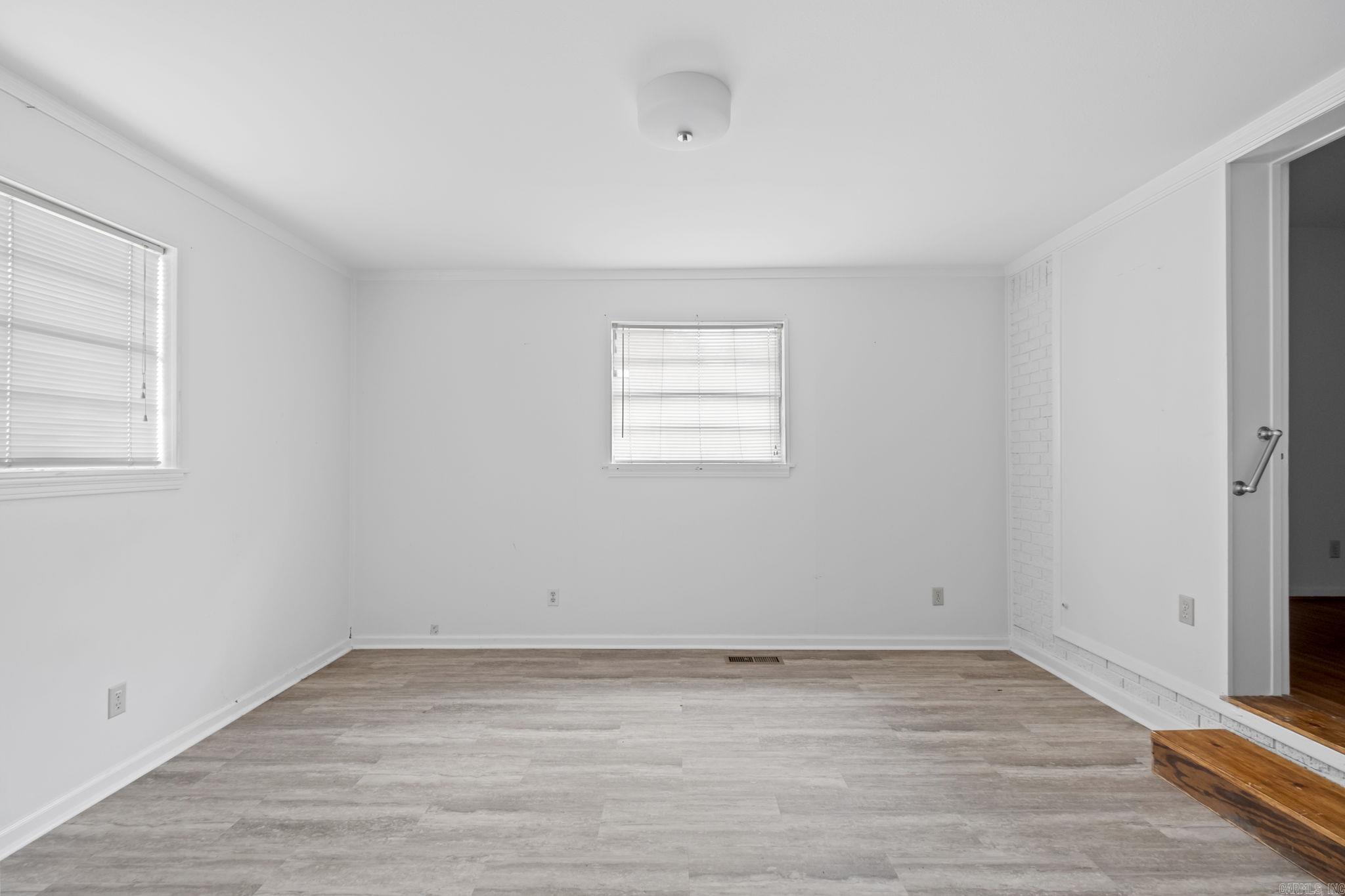 Farmeres 3rd - Residential