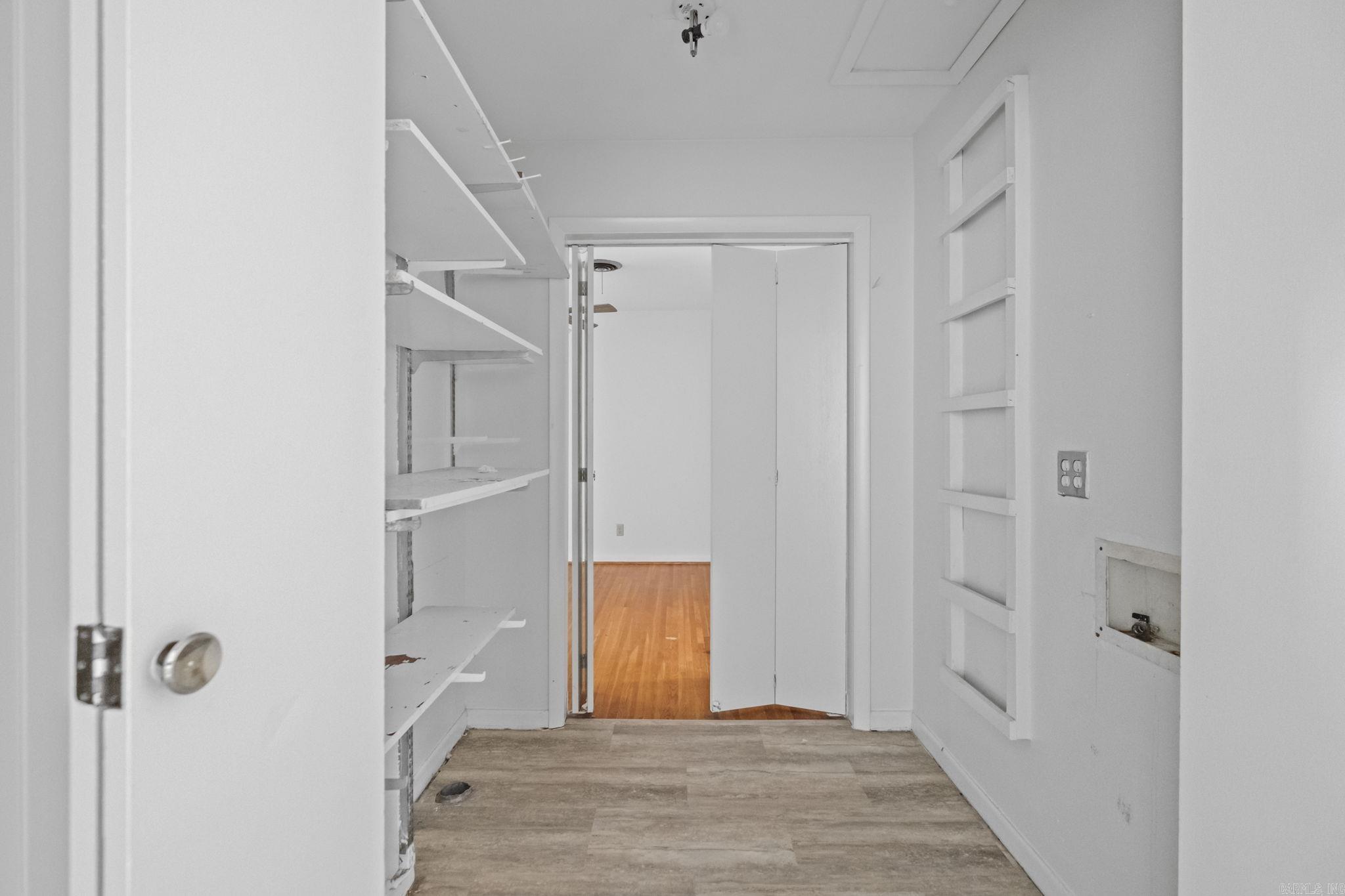 Farmeres 3rd - Residential