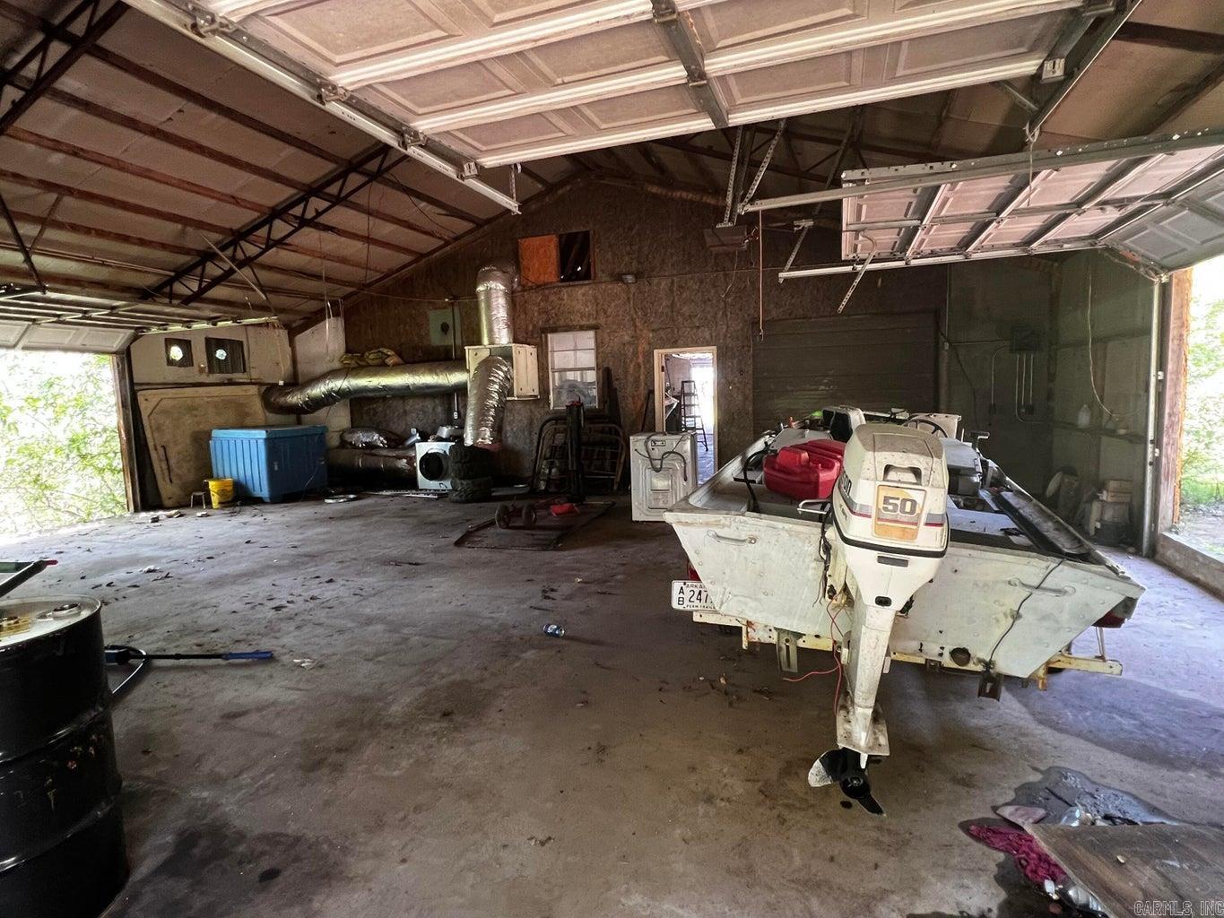 Metes & Bounds - Land