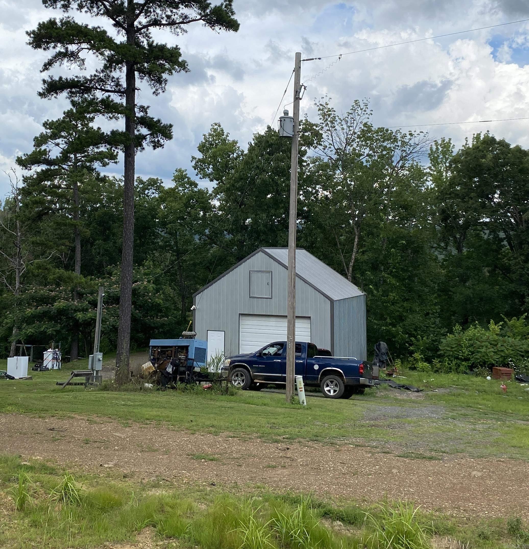 Metes & Bounds - Land