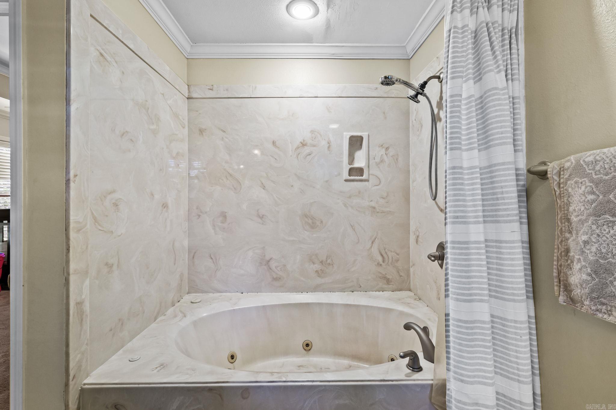 MAGNESS CREEK SUBDIVISION - Residential