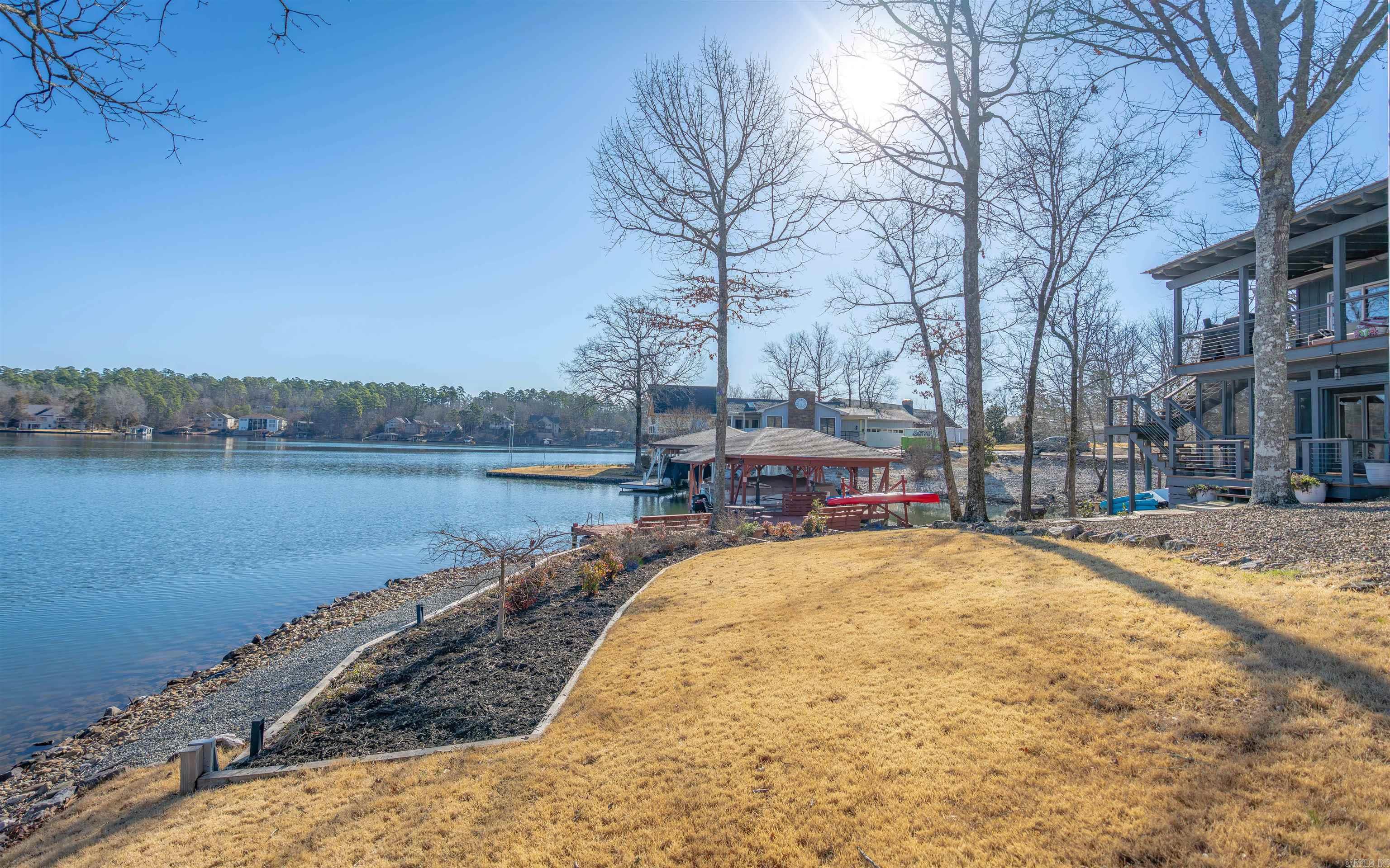 Sorpresa - Residential