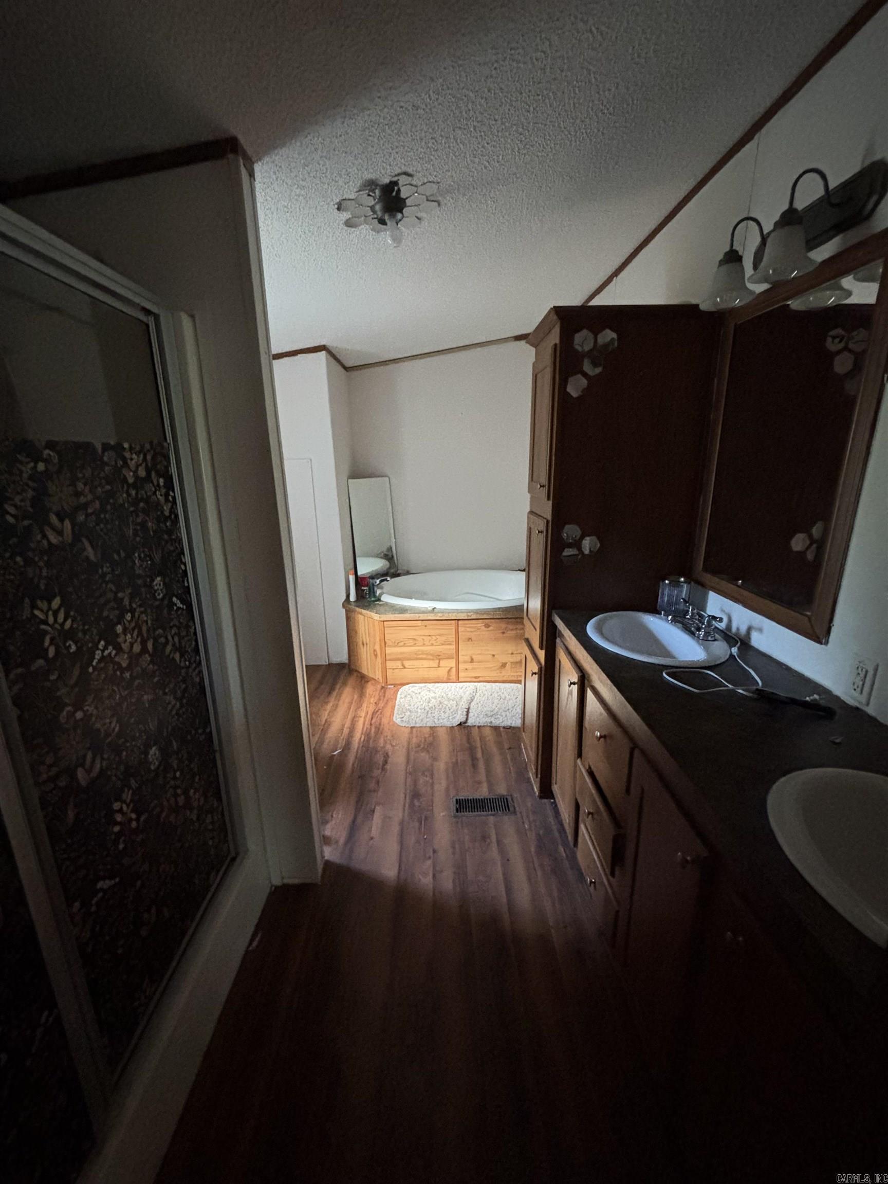 Deer Park - Residential Income