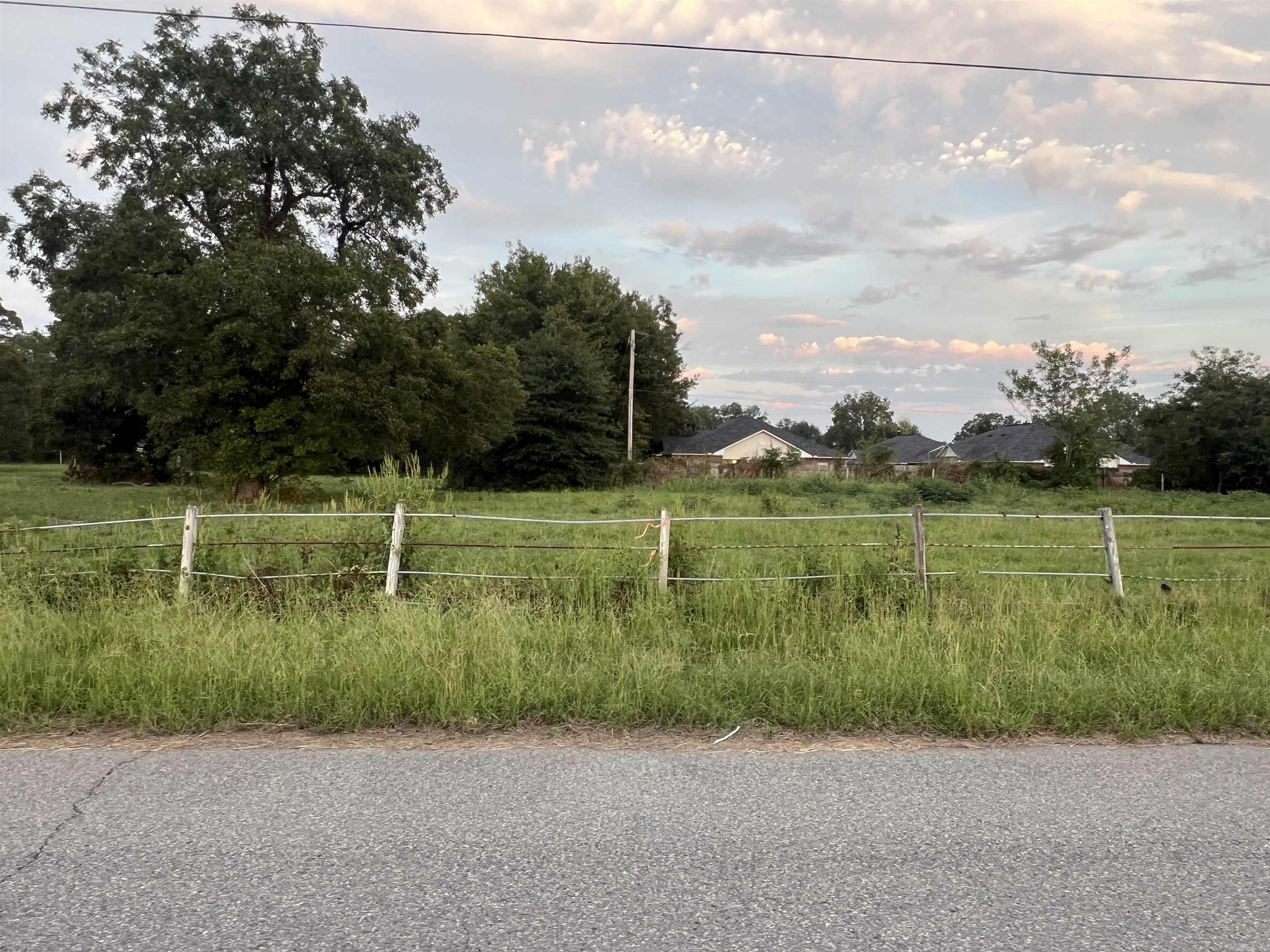 Great opportunity to build your new home. Additional acreage can be purchased.