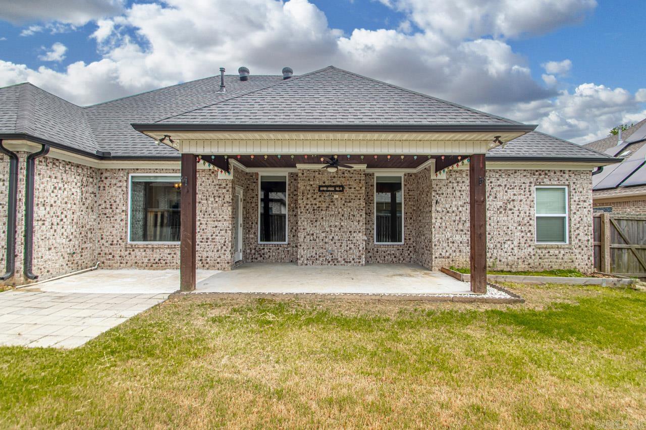 HURRICANE GARDENS - Residential