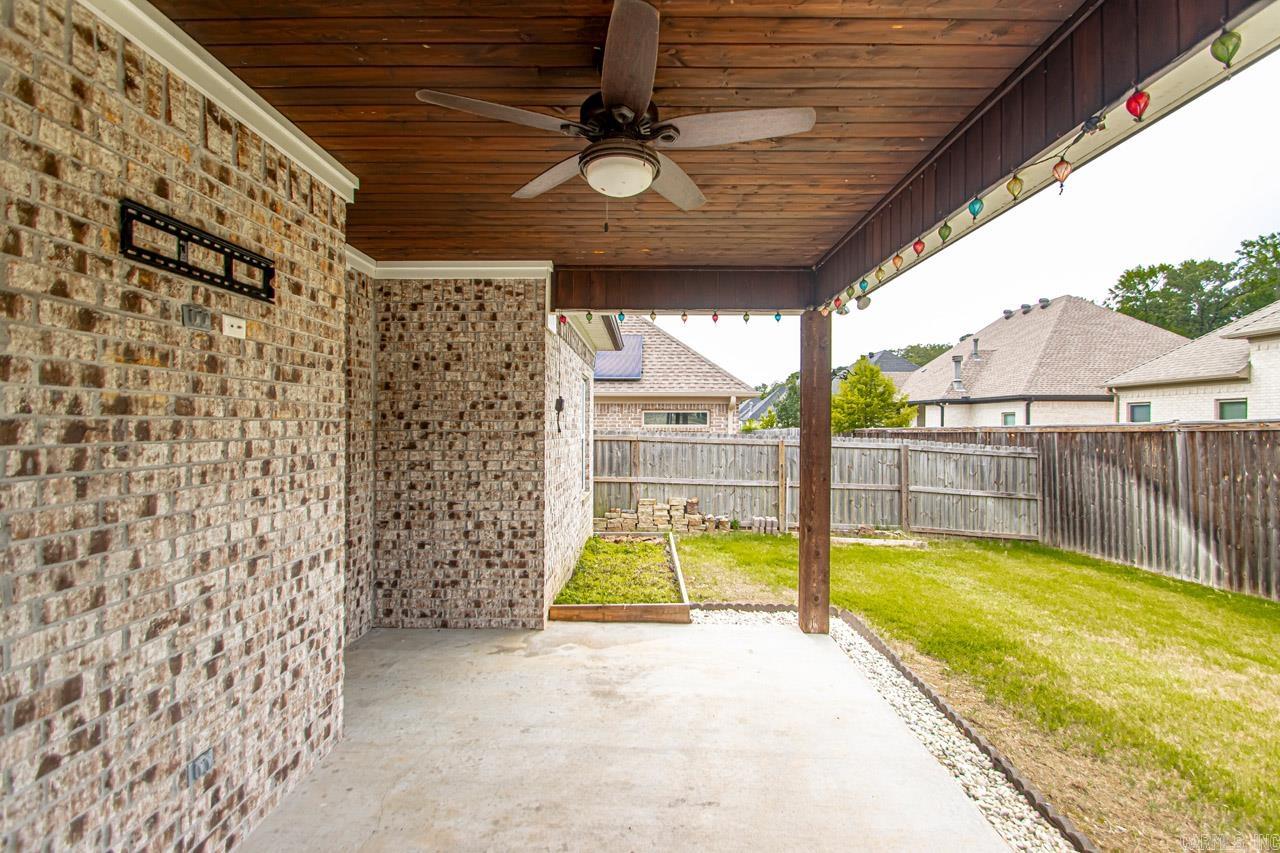 HURRICANE GARDENS - Residential