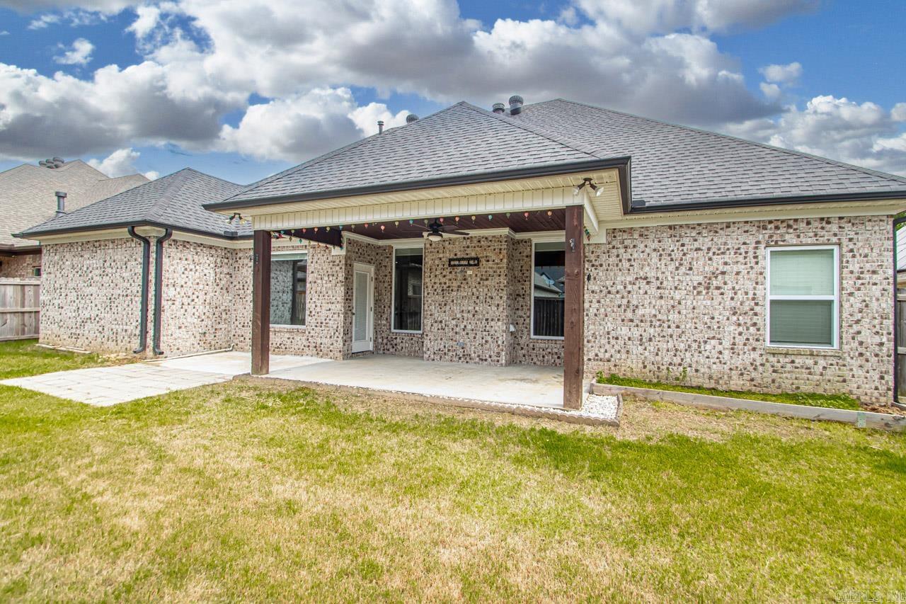 HURRICANE GARDENS - Residential