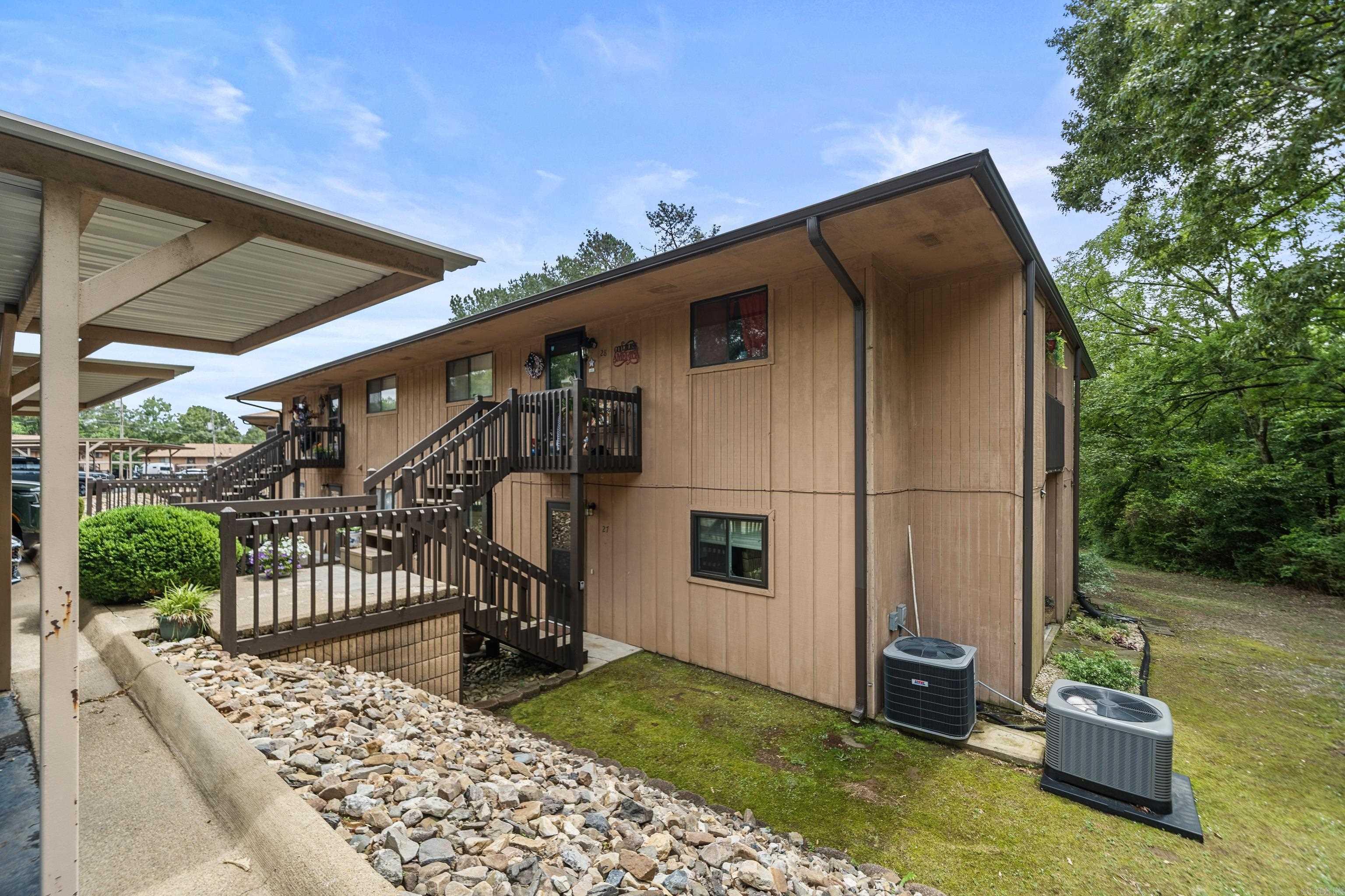 WILLOWBROOK TERRACE HPR - Residential