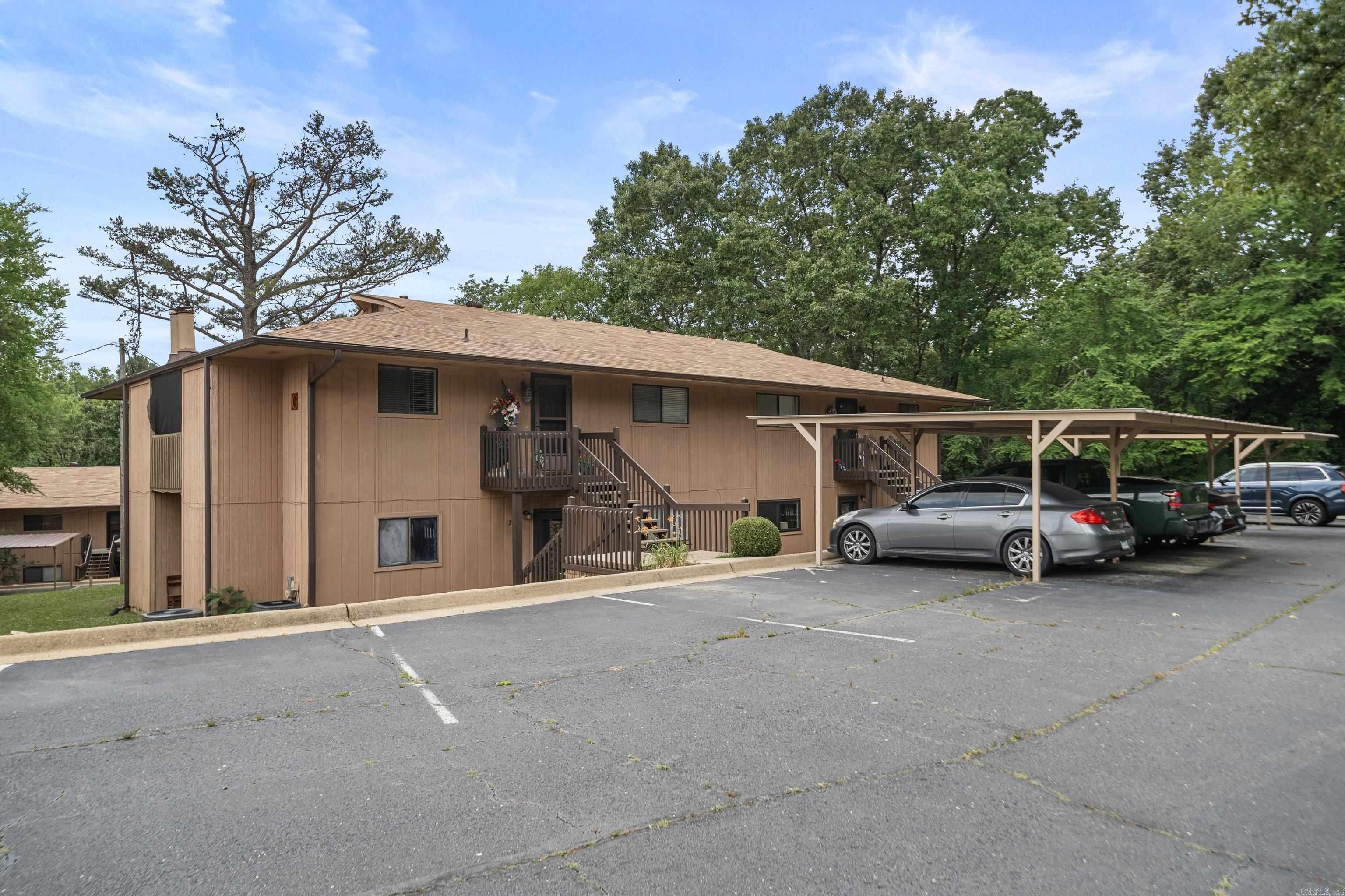 WILLOWBROOK TERRACE HPR - Residential