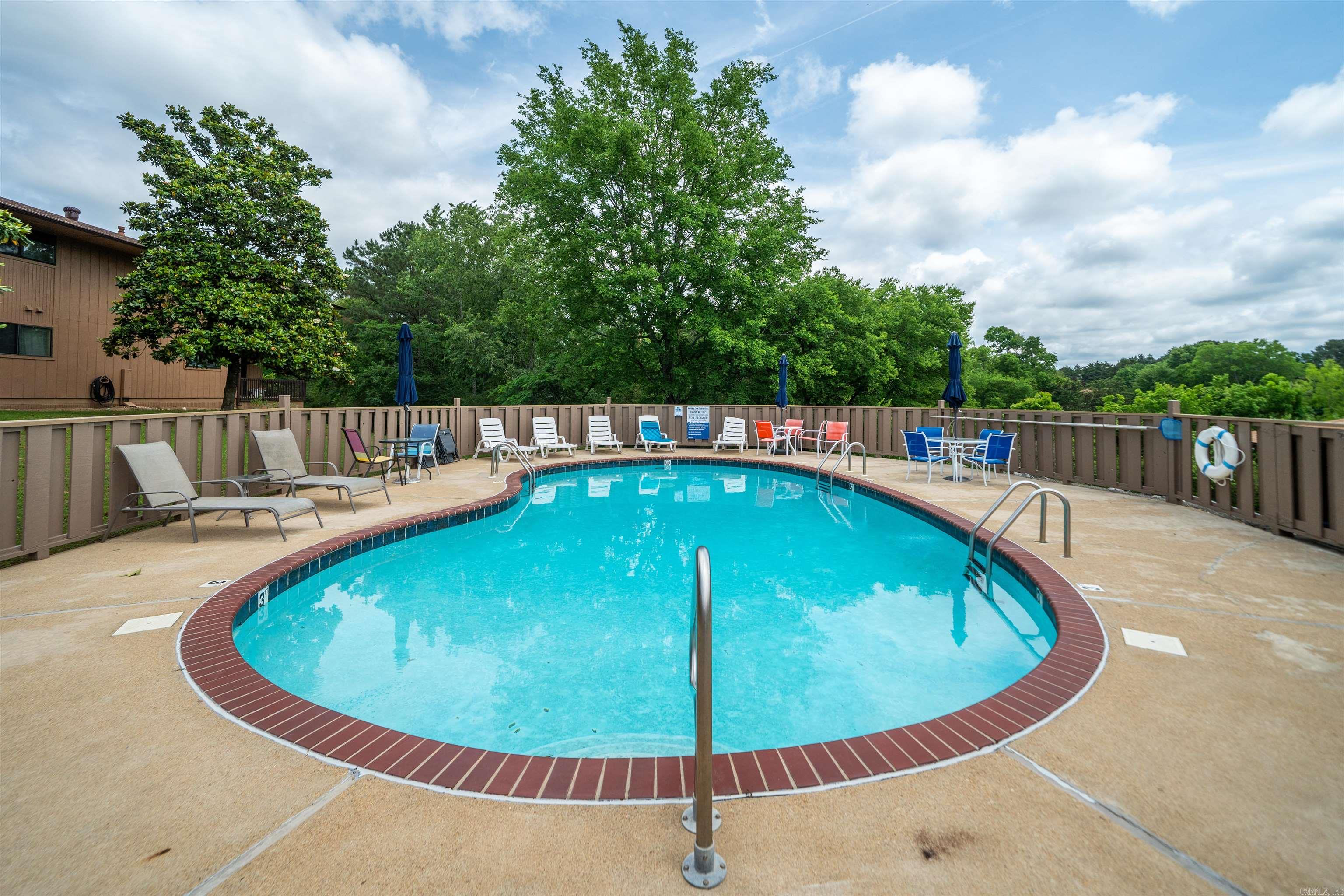 WILLOWBROOK TERRACE HPR - Residential