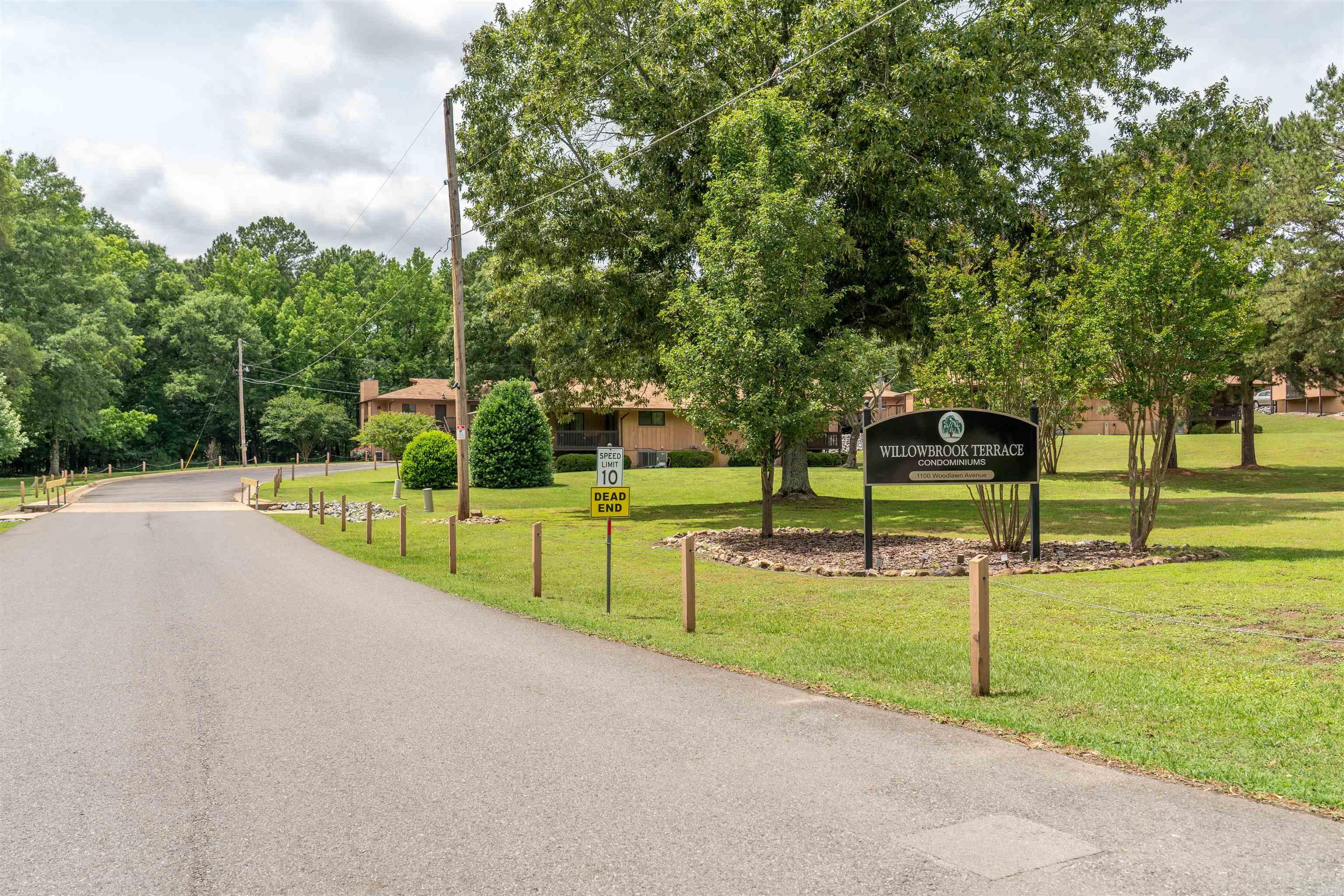 WILLOWBROOK TERRACE HPR - Residential