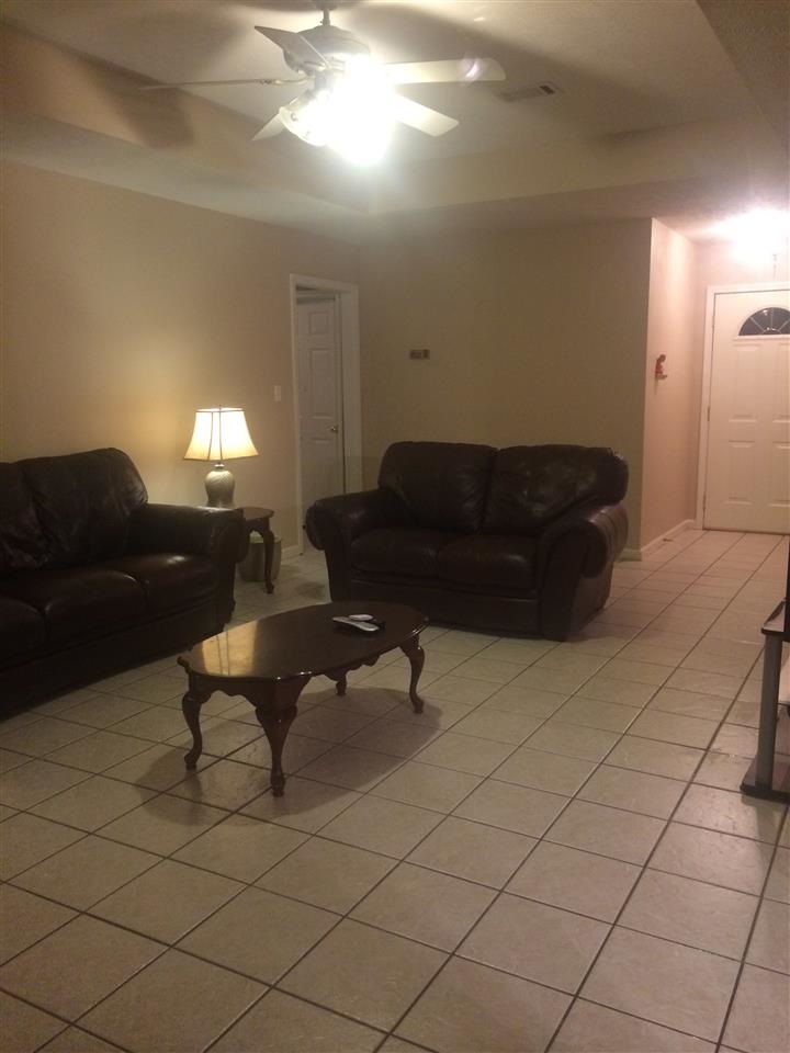 Pin Oak North - Residential