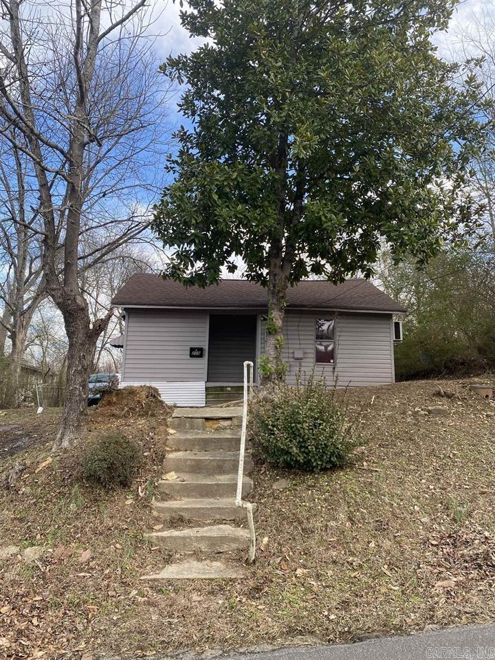 LUND & HILL (ORIGINAL TOWN) - Residential