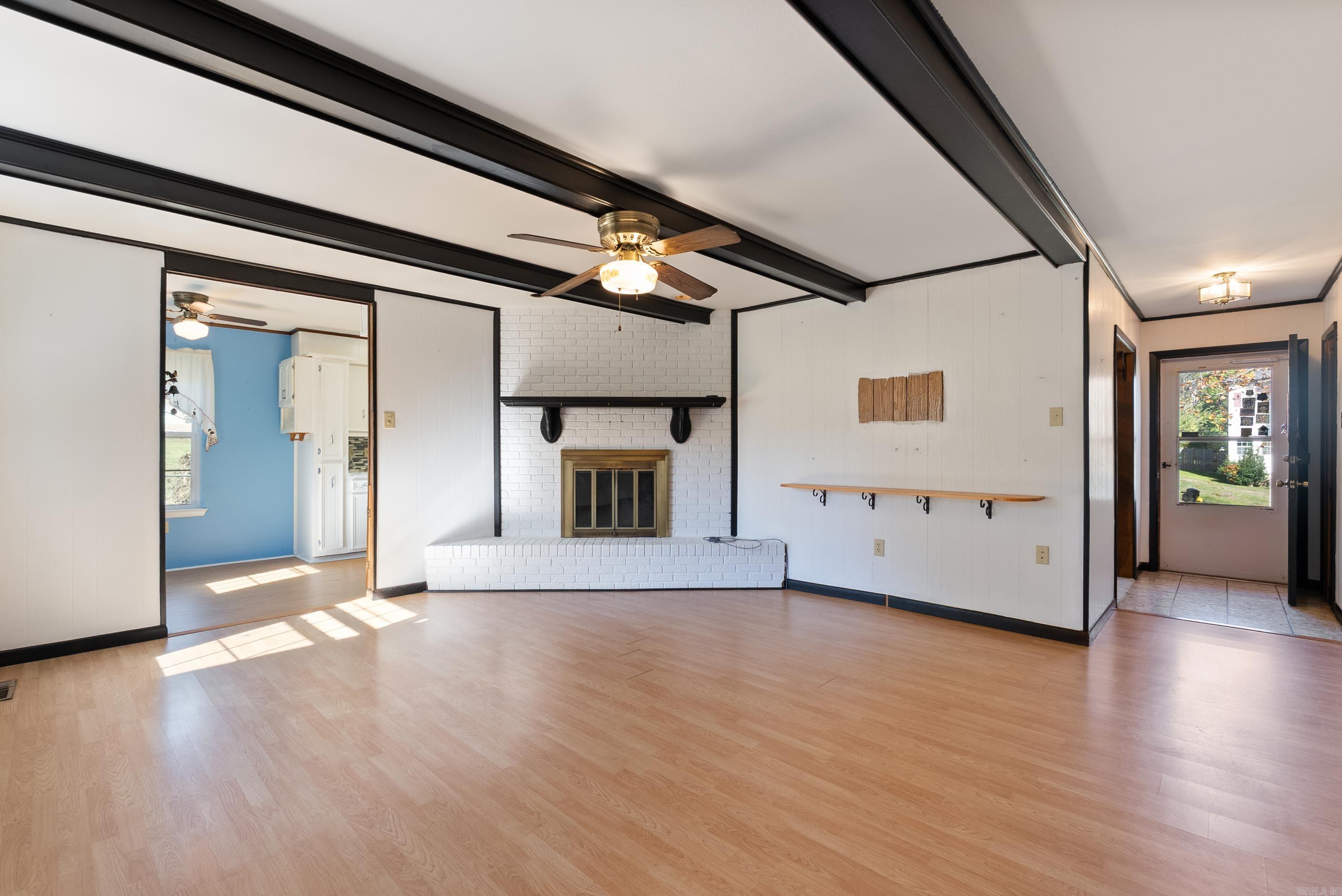 Sara Lynn - Residential