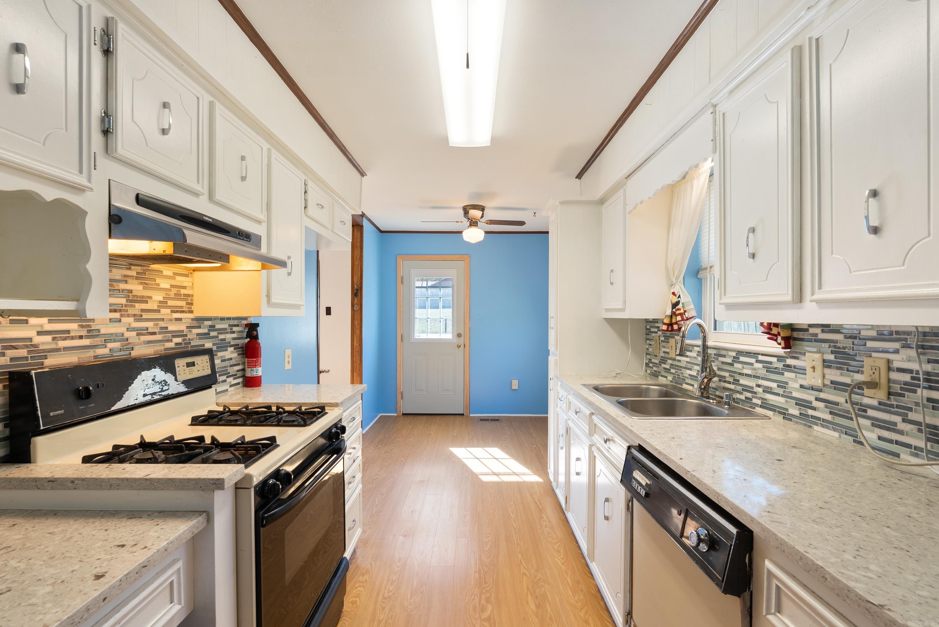 Sara Lynn - Residential