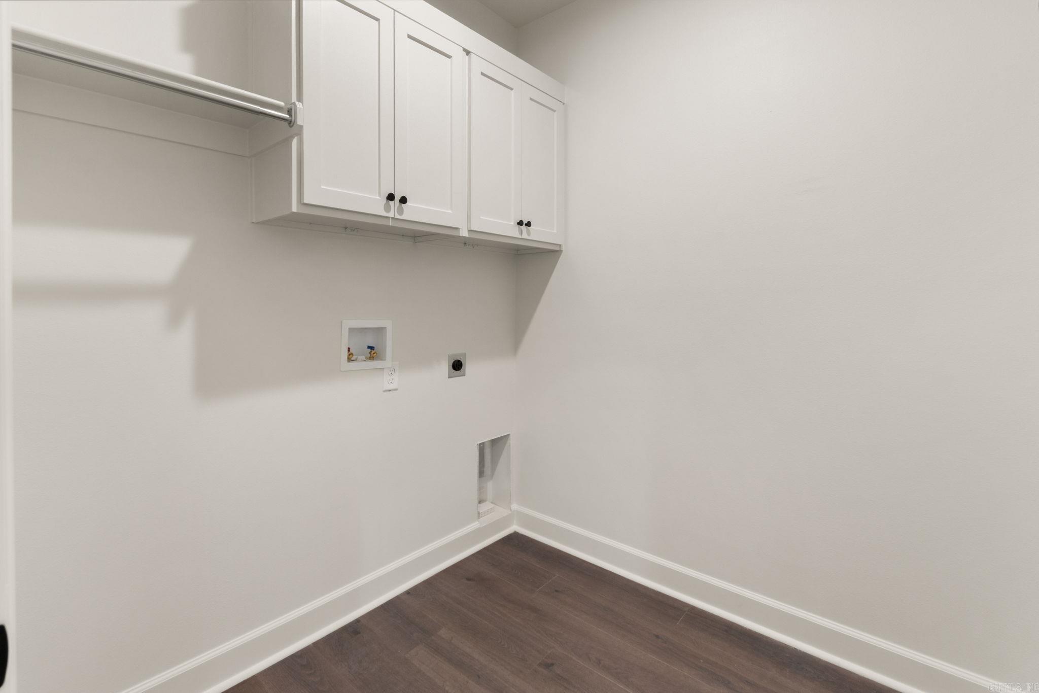 SPRINGTREE VILLAGE - Residential