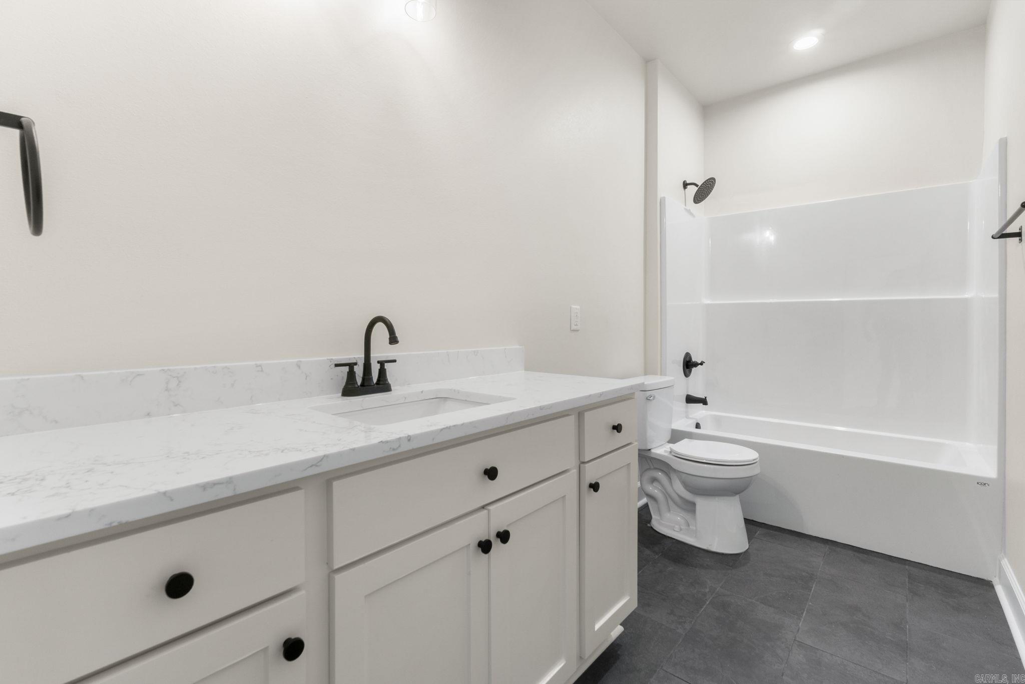 SPRINGTREE VILLAGE - Residential