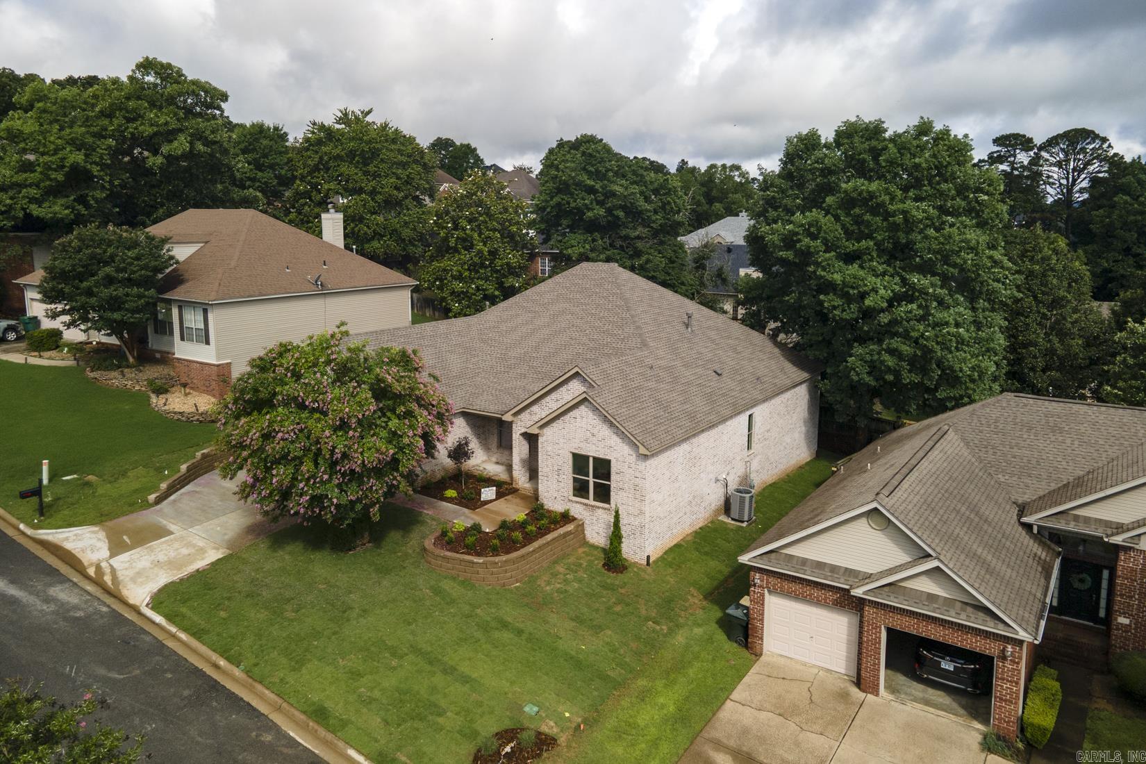 CHENAL VALLEY DUQUESNE COMMUNITY - Residential