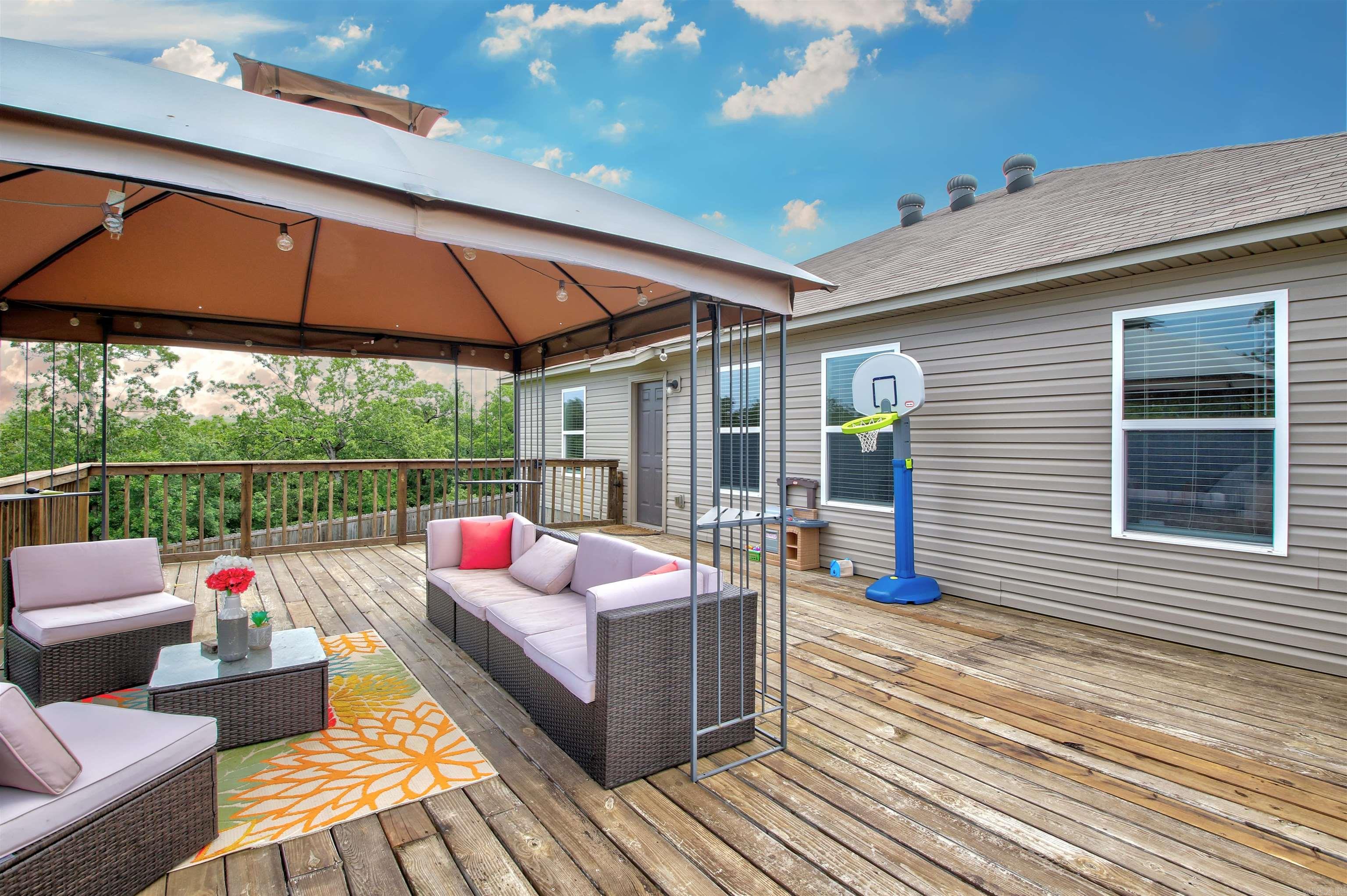 THE VILLAGE AT GREYSTONE - Residential