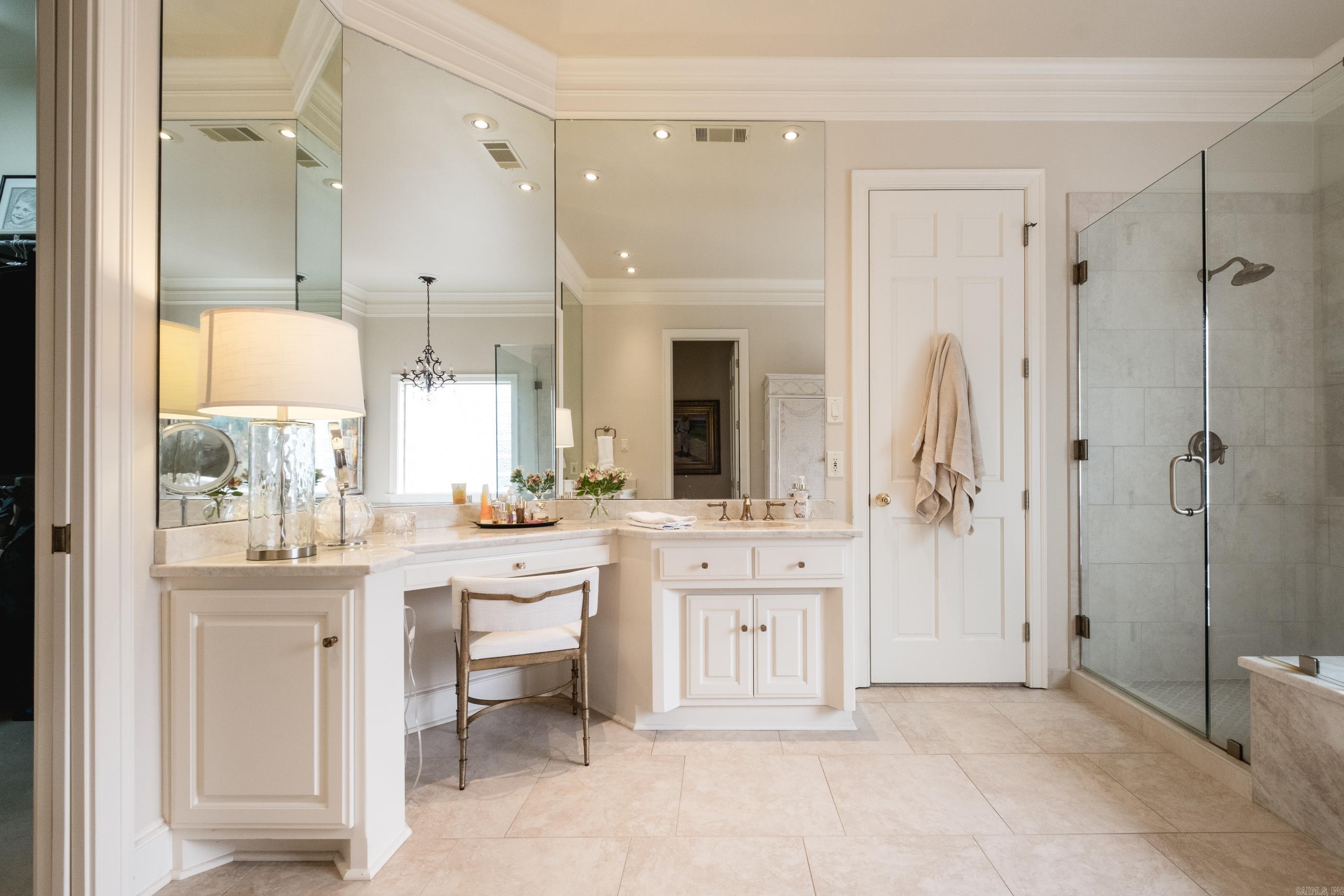 CHENAL VALLEY THE OAKS - Residential