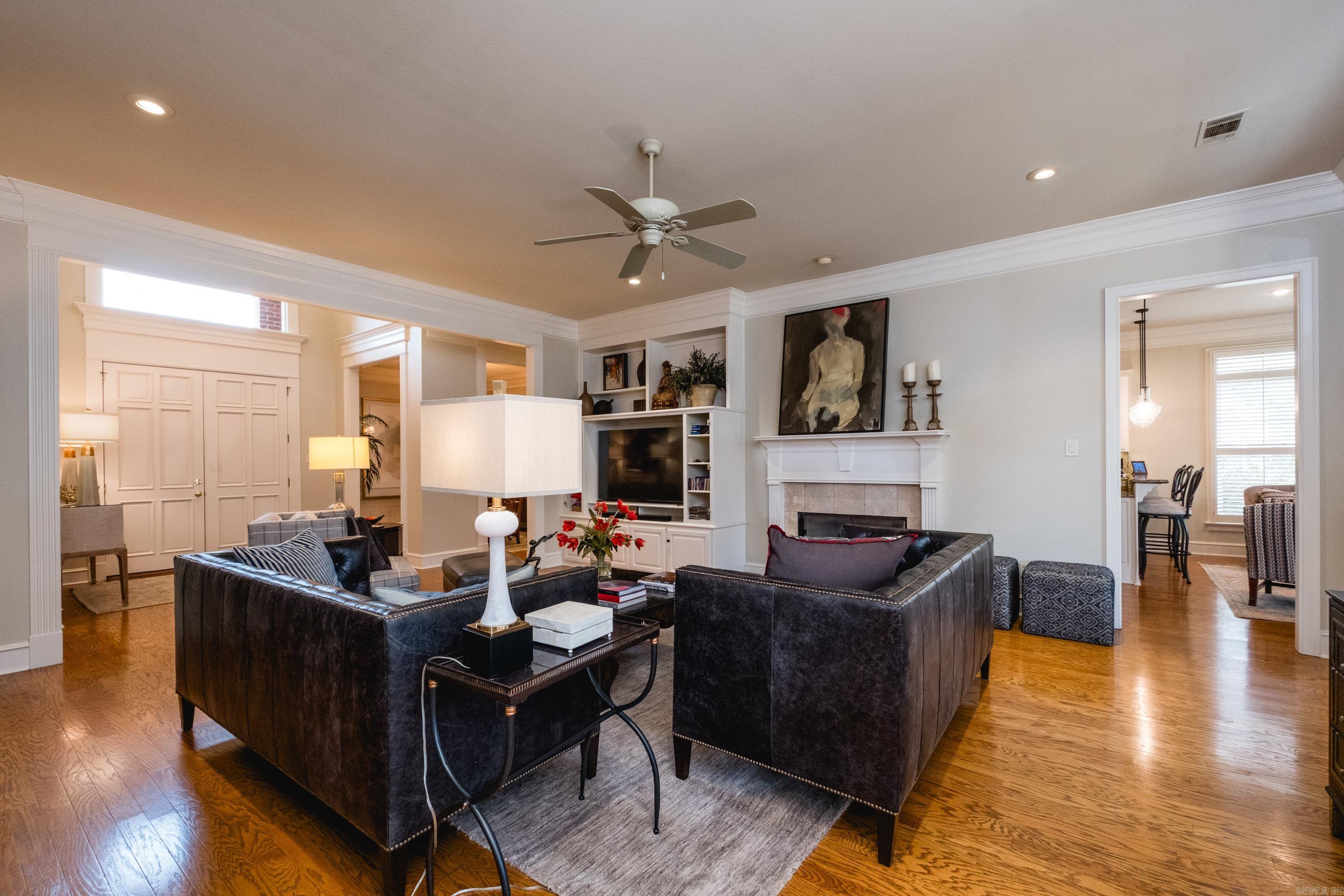 CHENAL VALLEY THE OAKS - Residential