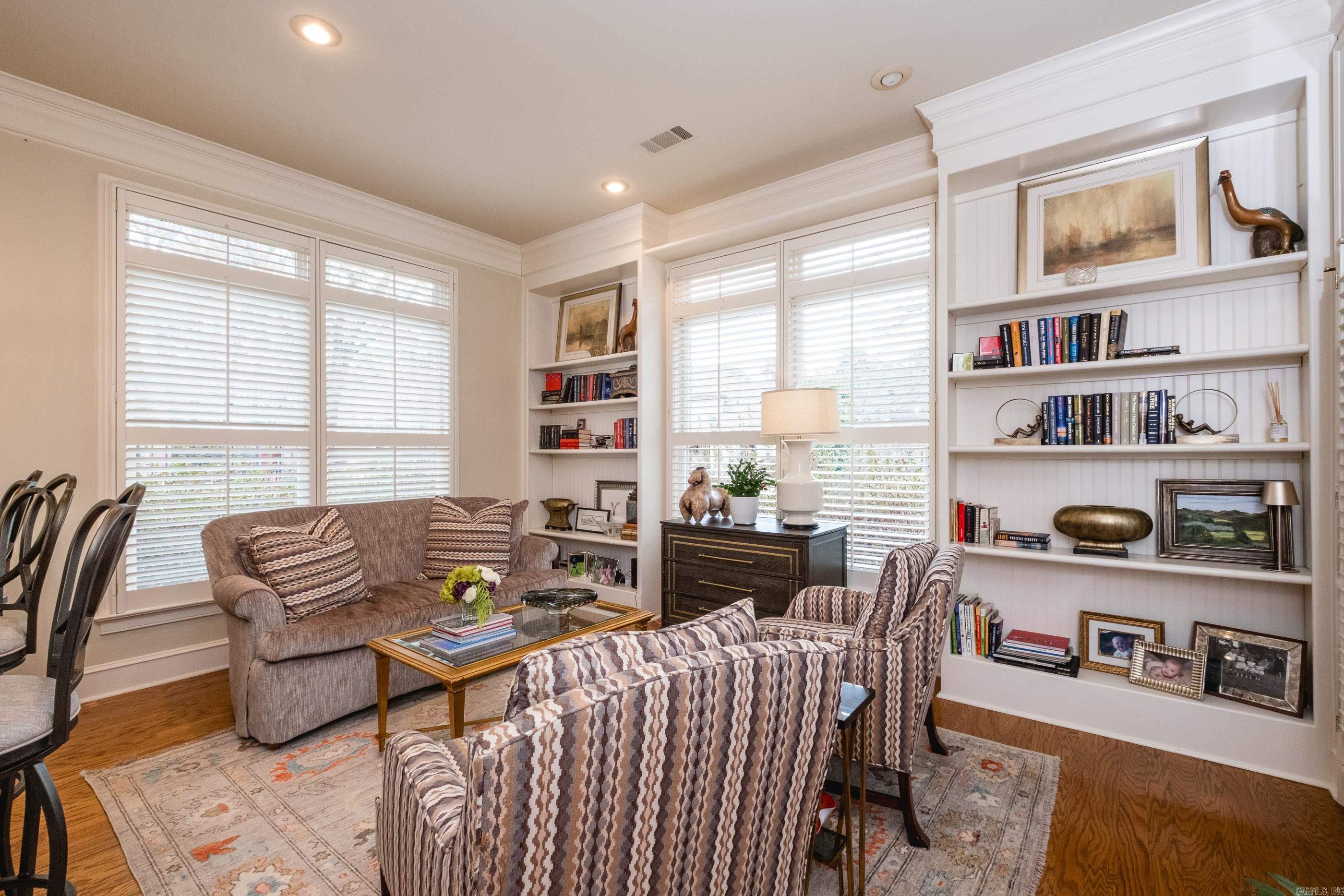 CHENAL VALLEY THE OAKS - Residential