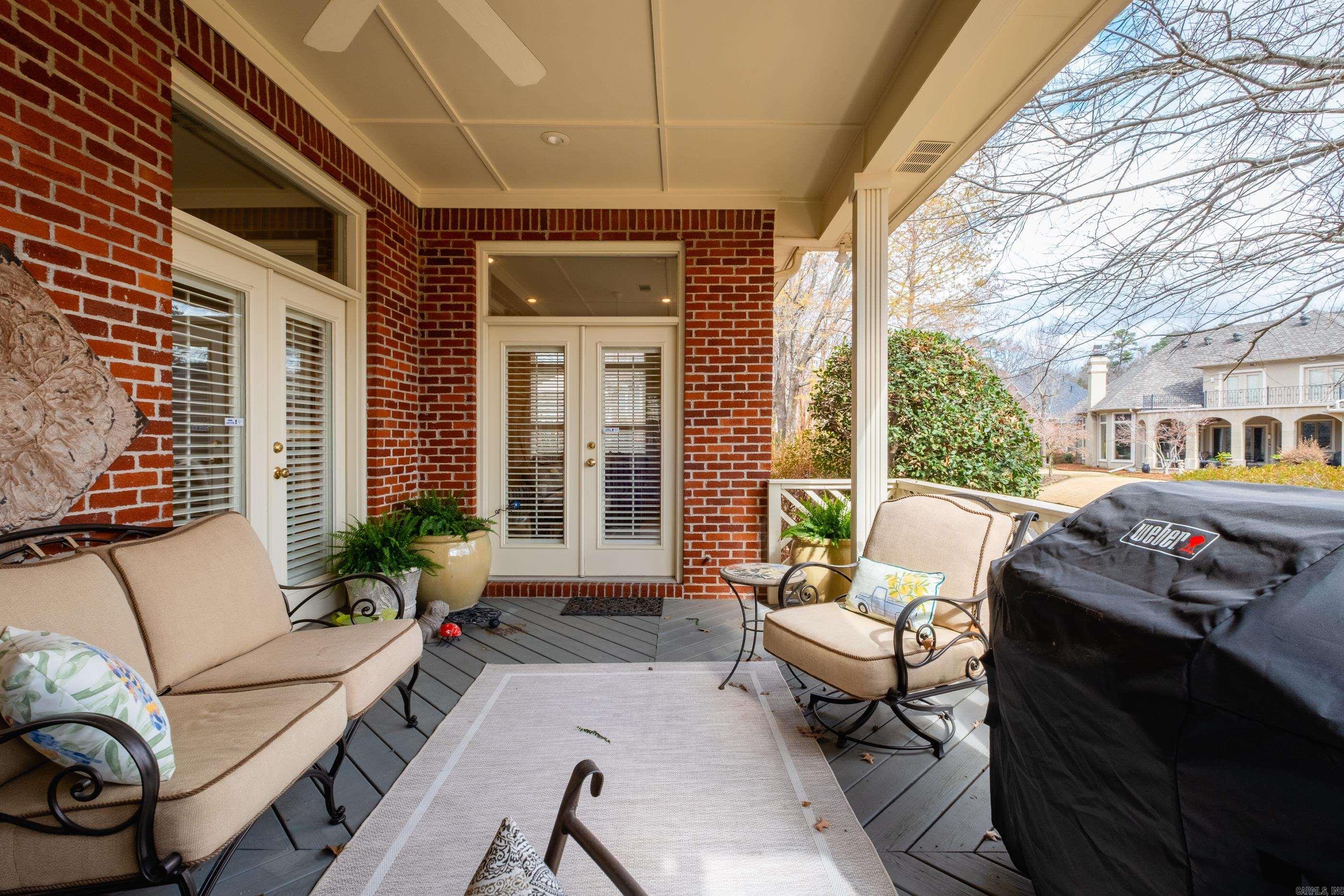 CHENAL VALLEY THE OAKS - Residential