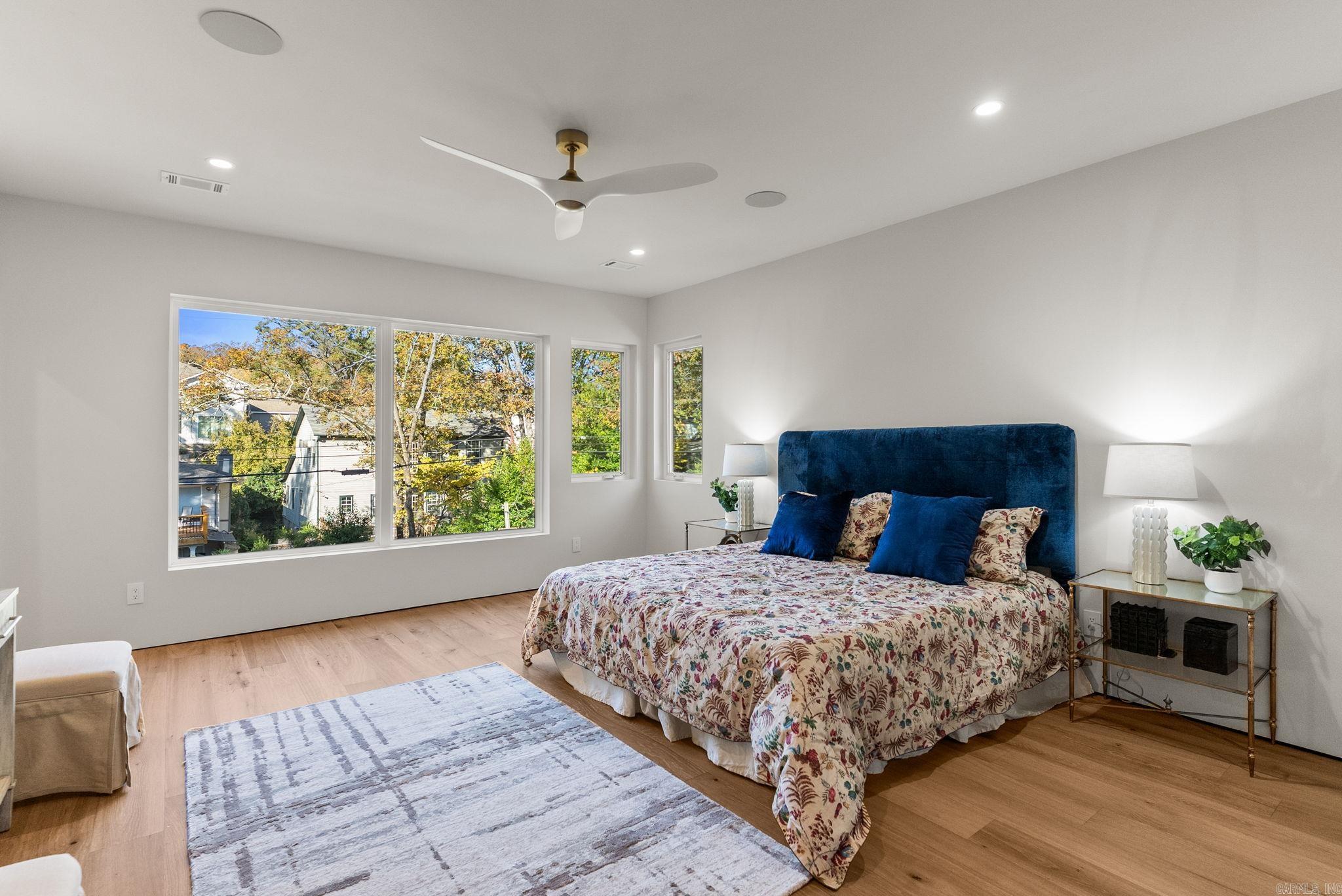 PARK VIEW - Residential