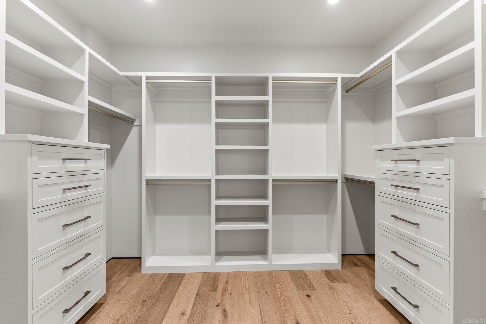 PARK VIEW - Residential