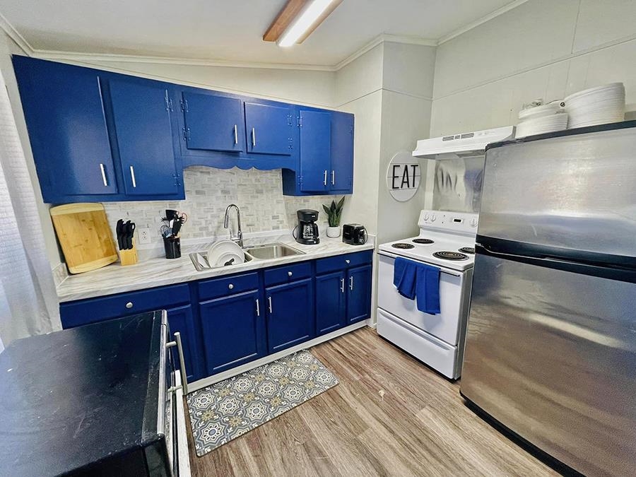 LAKE ADDN - Residential