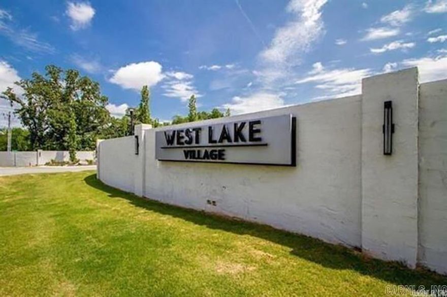 Tired of seeing the same house in the same setting over & over? Build your DREAM HOME in Central Arkansas’ Premier Modern Luxury Community with Hill Development and Design. Contemporary & Fresh from the moment you enter the gate. The State of the Art Architecture, sleek walking path & reflecting pool with fountain are just a few of the elements that set West Lake Village apart. 3000 sq/ft minimum, No Special Improvement taxes. Bryant Schools. Quiet & serene yet close to shopping!