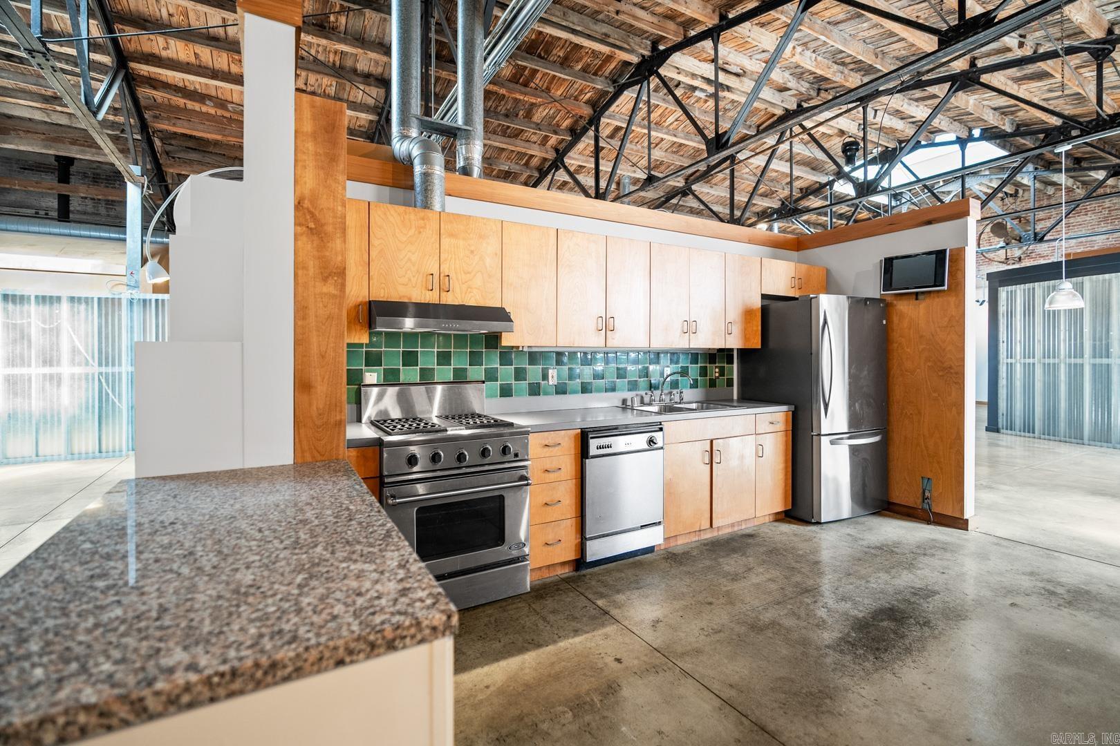 1509 LOUISIANA WAREHOUSE HPR - Residential