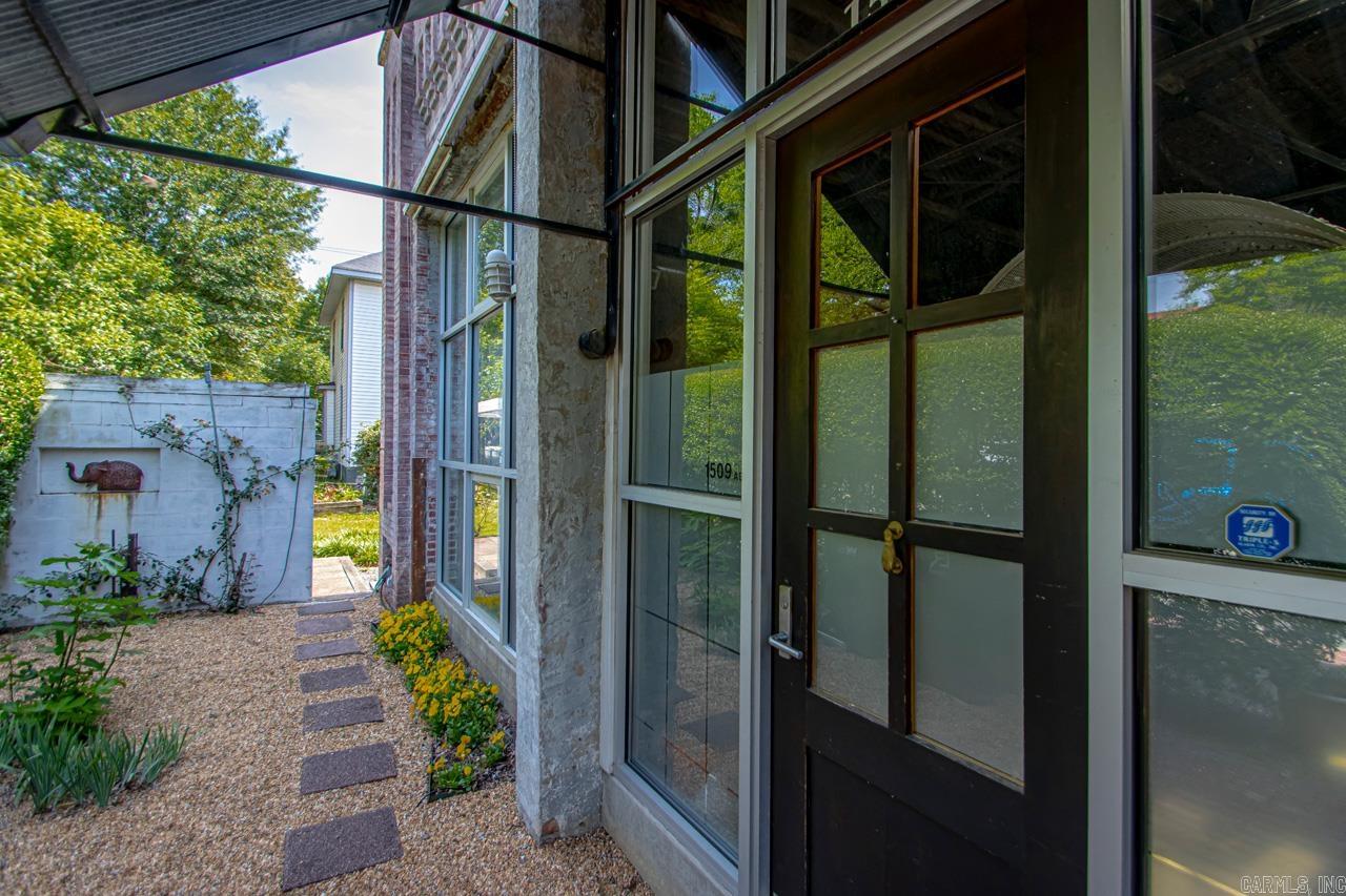 1509 LOUISIANA WAREHOUSE HPR - Residential