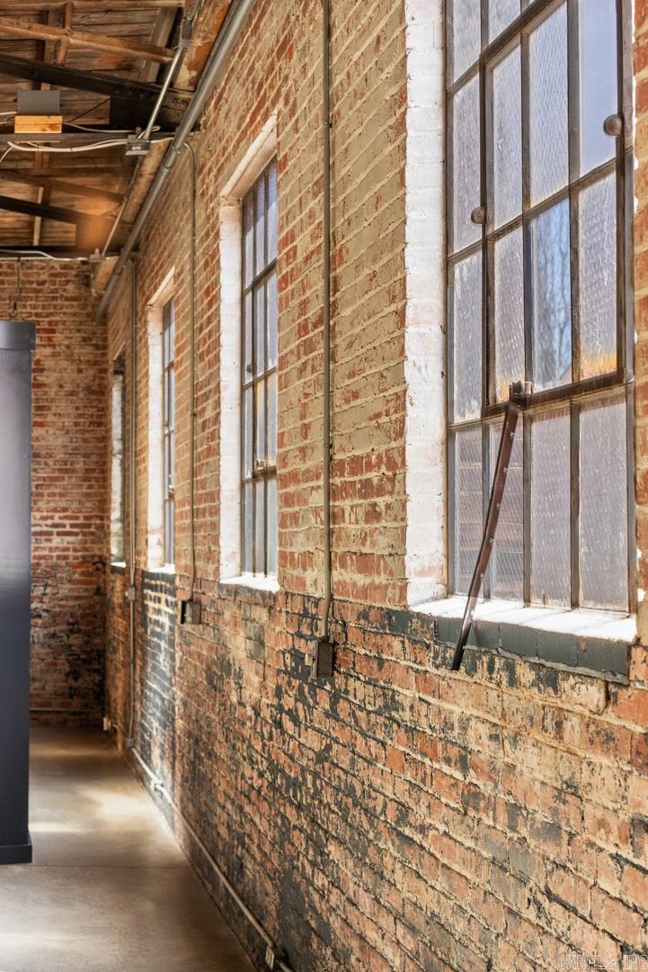 1509 LOUISIANA WAREHOUSE HPR - Residential