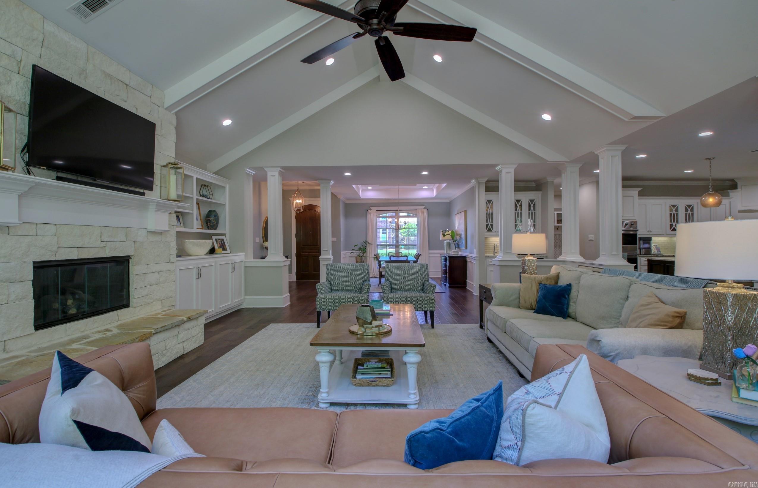 THE VILLAGES OF WELLINGTON - Residential