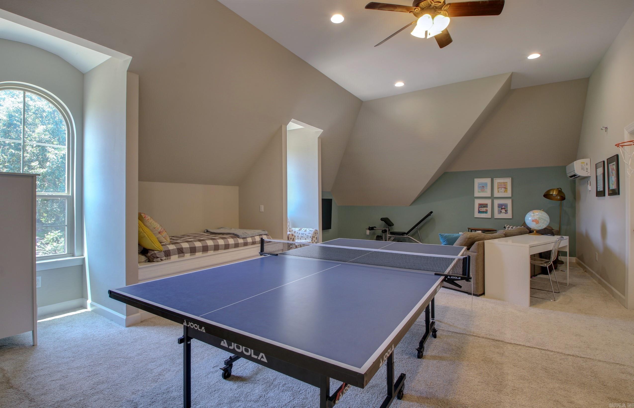 THE VILLAGES OF WELLINGTON - Residential