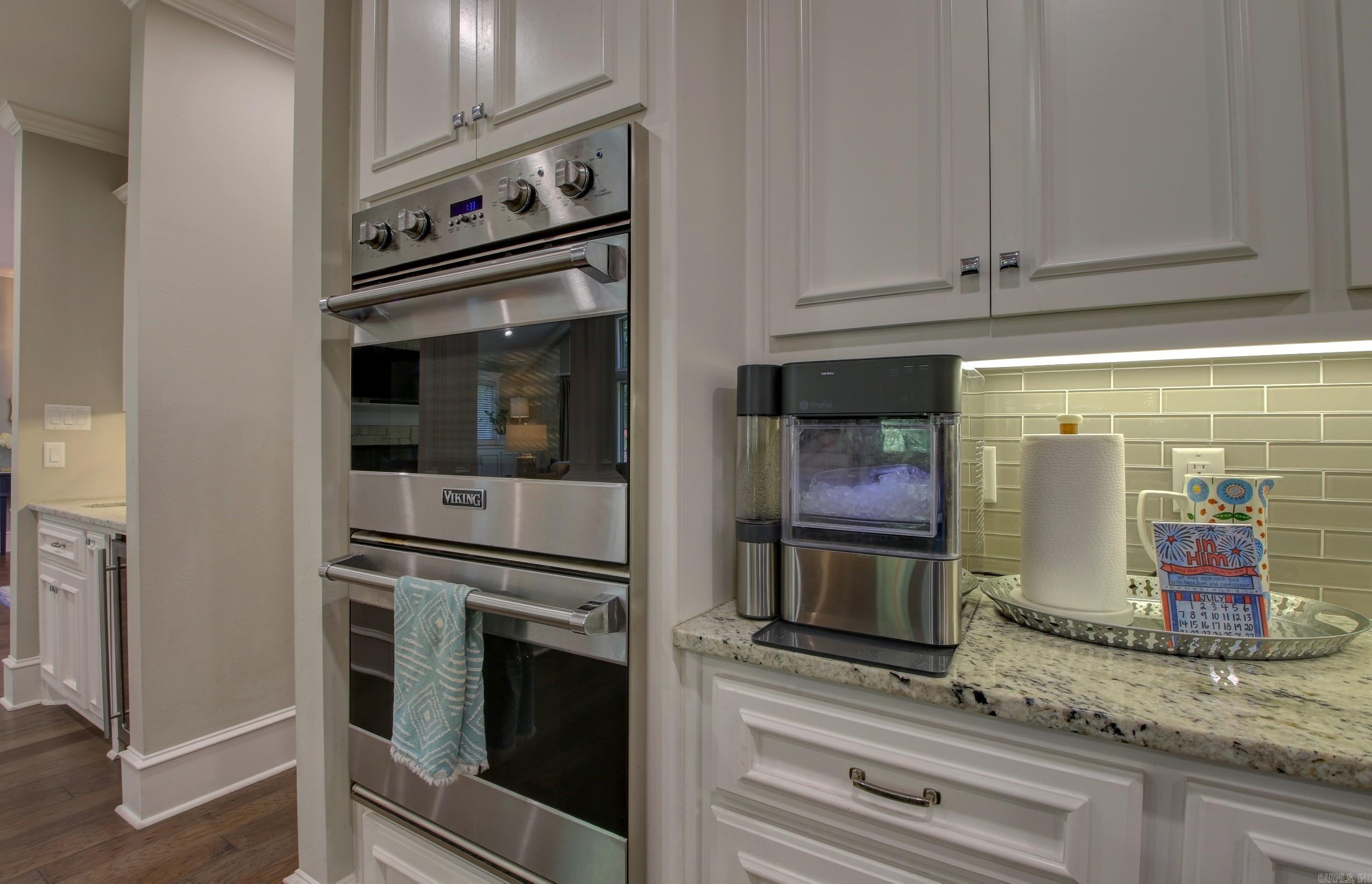 THE VILLAGES OF WELLINGTON - Residential