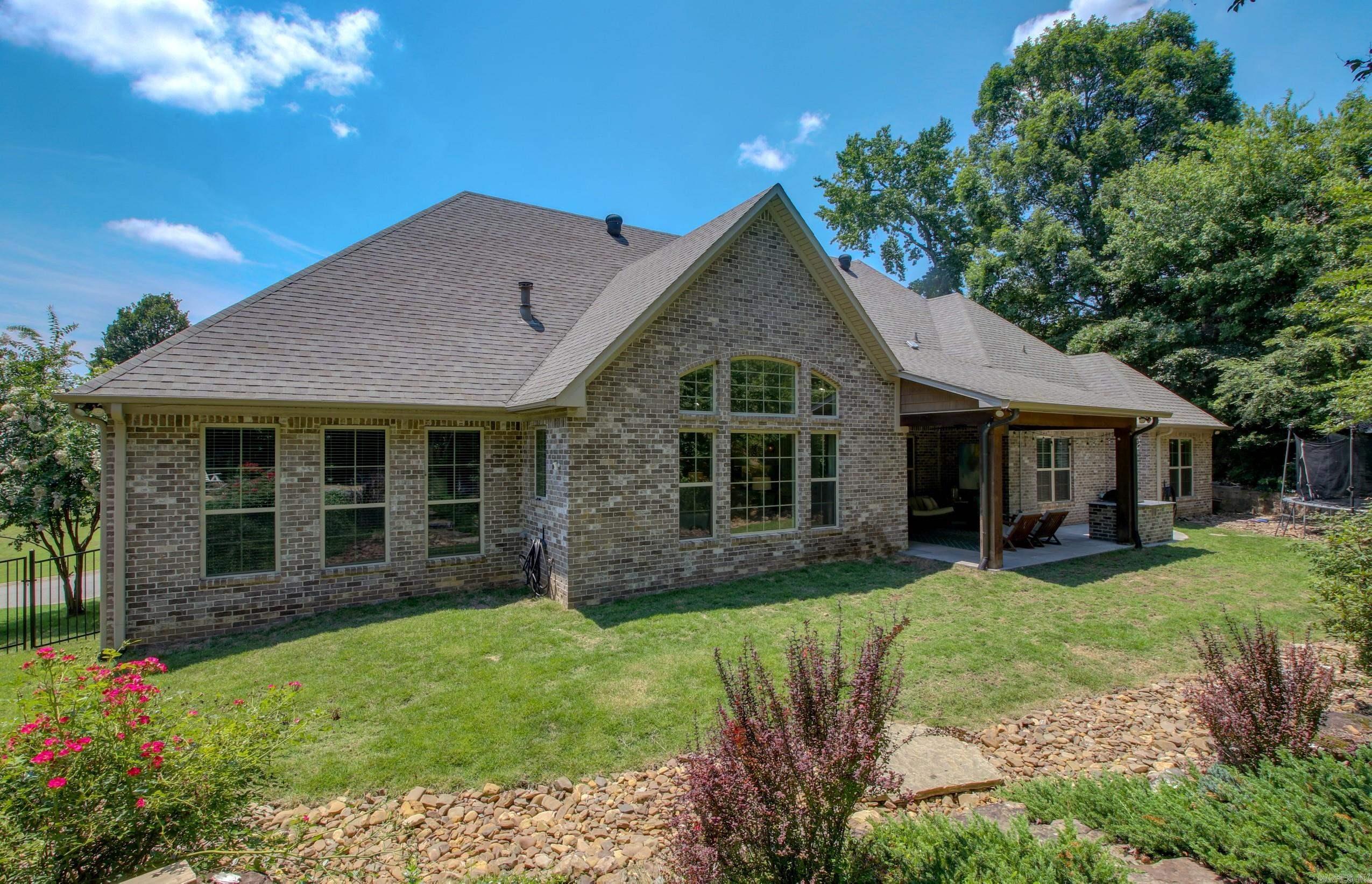 THE VILLAGES OF WELLINGTON - Residential