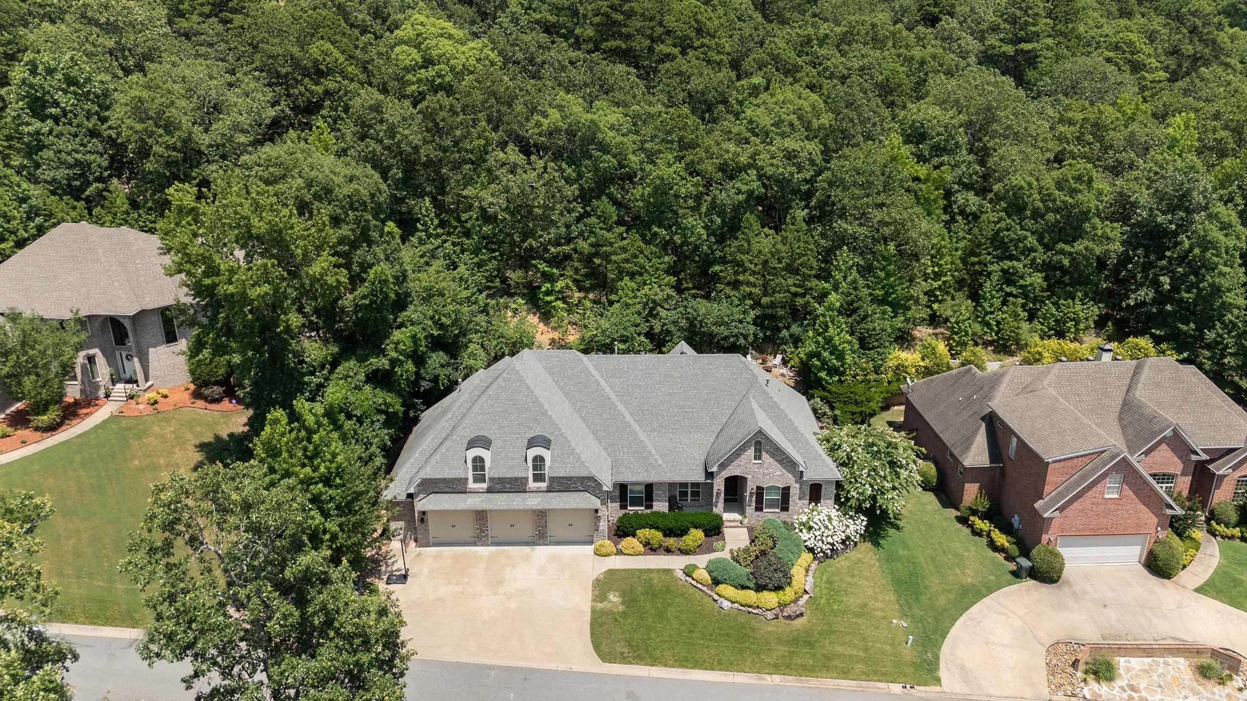 THE VILLAGES OF WELLINGTON - Residential