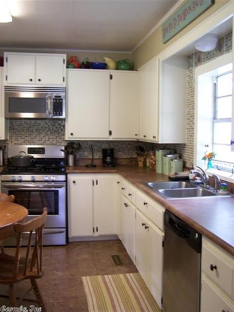 Clinton Original - Residential Lease