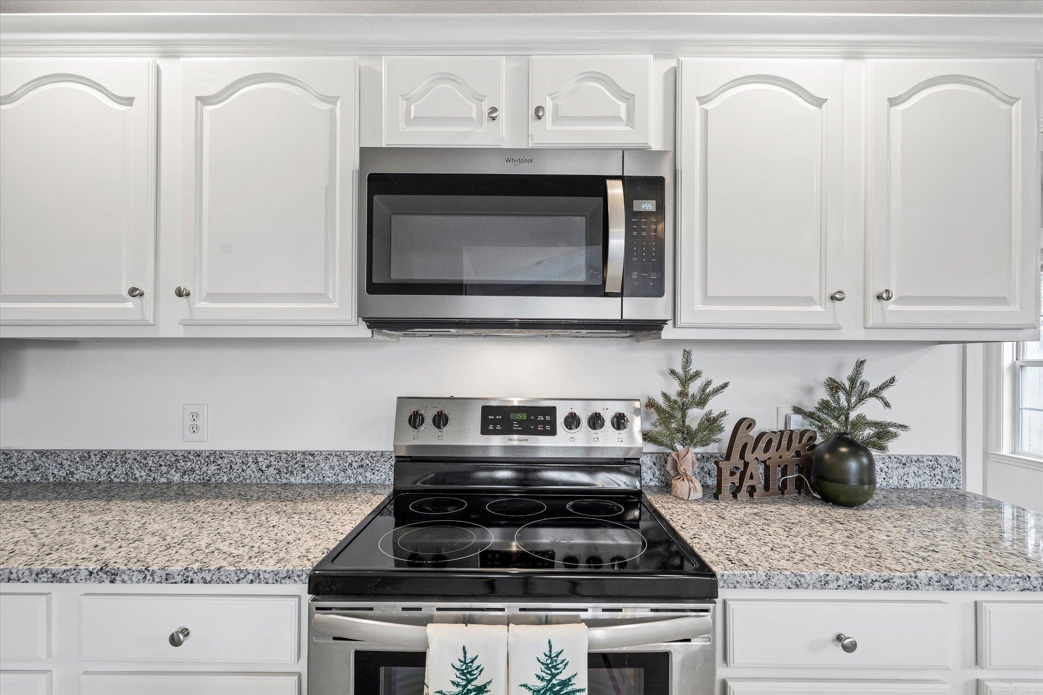 COLONY PARK - Residential