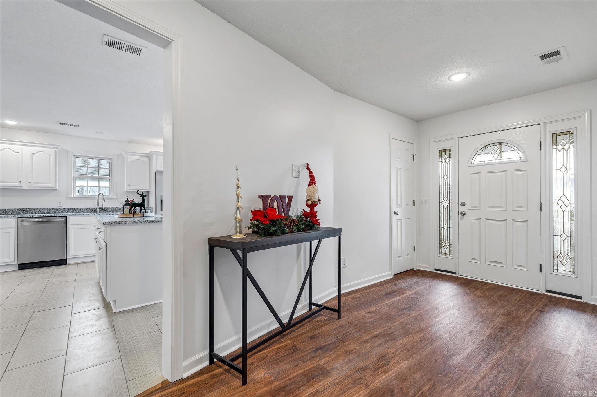 COLONY PARK - Residential