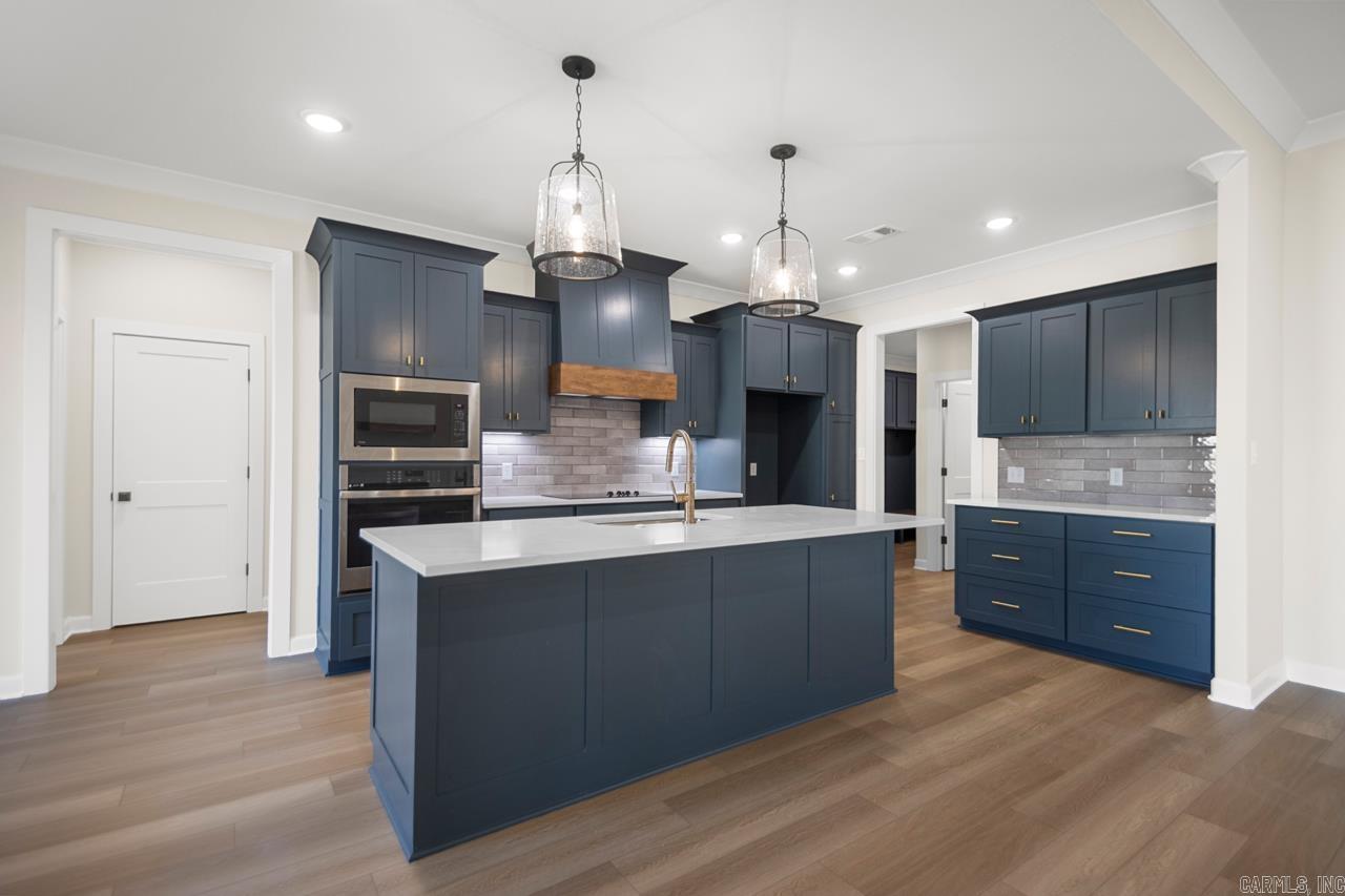 JACOB CREEK - Residential